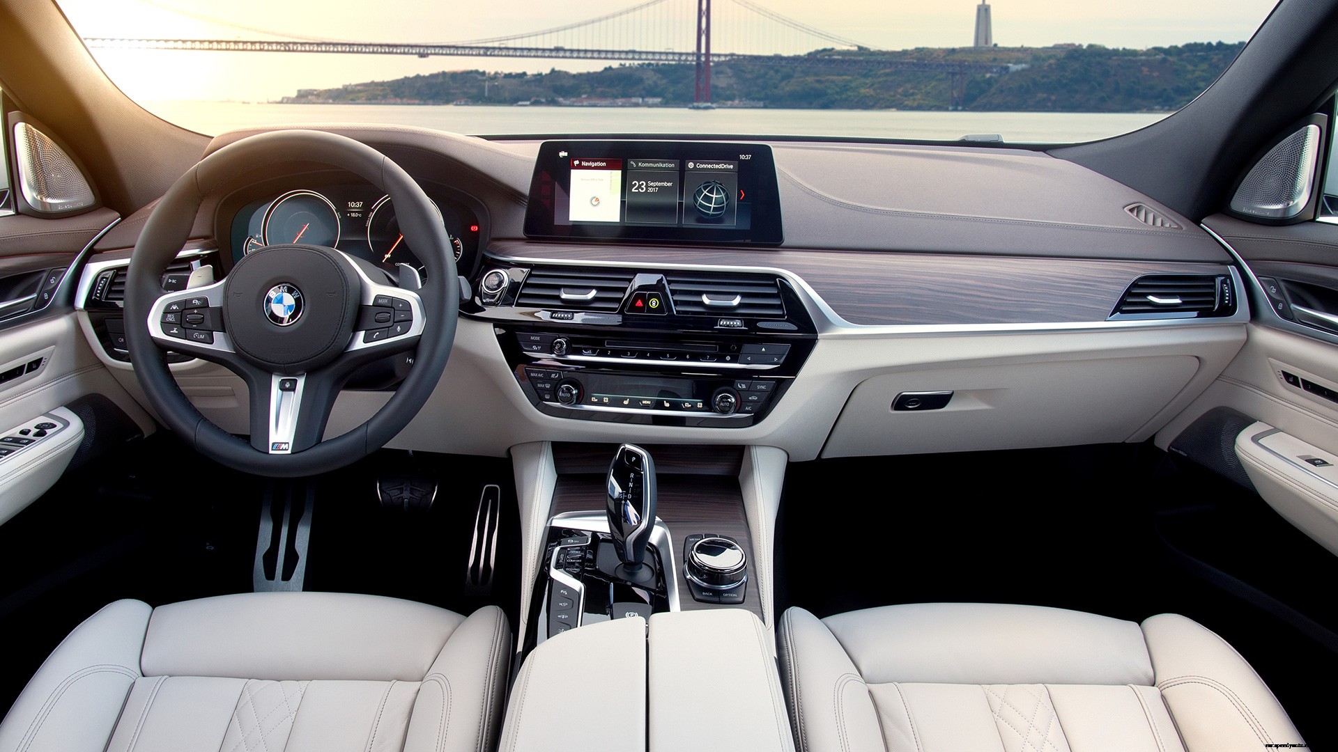 BMW 6 Series 2018 640i GT Exterior