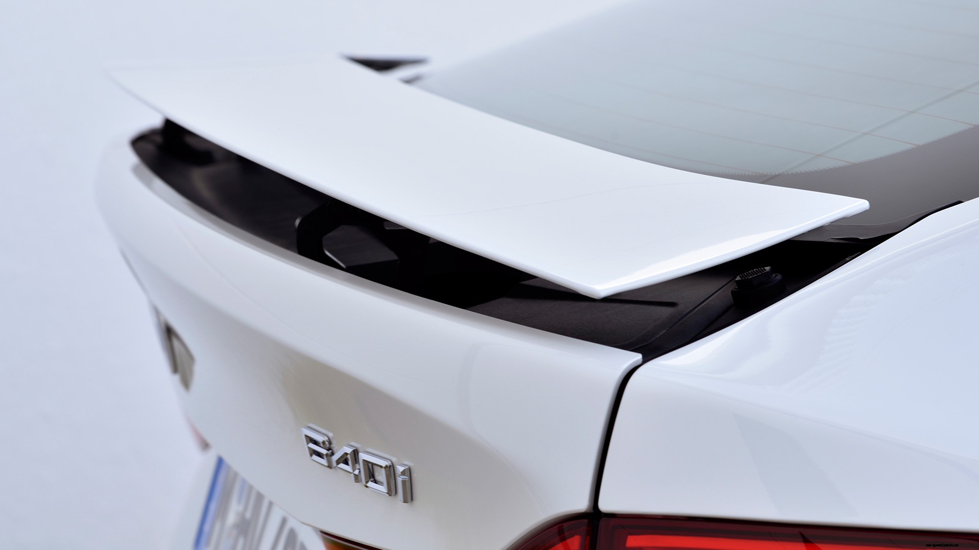 BMW 6 Series 2018 640i GT Exterior