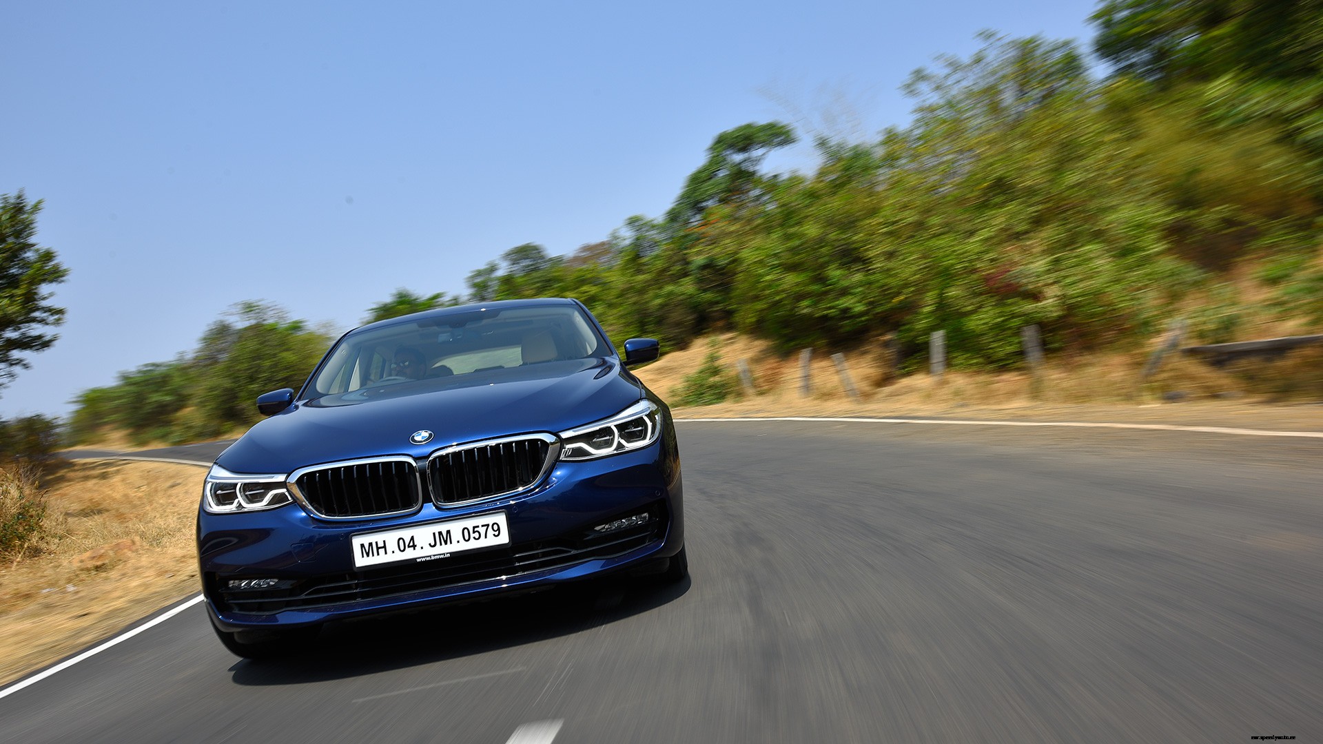 BMW 6 Series 2018 640i GT Exterior