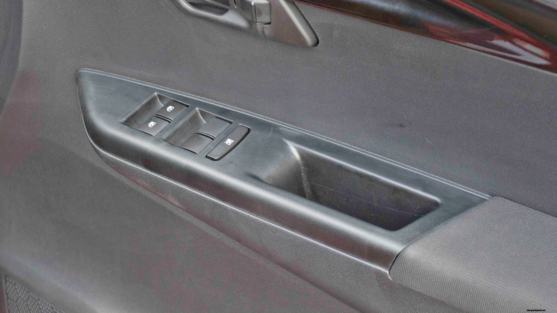 Mahindra KUV 100 NXT 2017 K8 Petrol 6 Str Interior