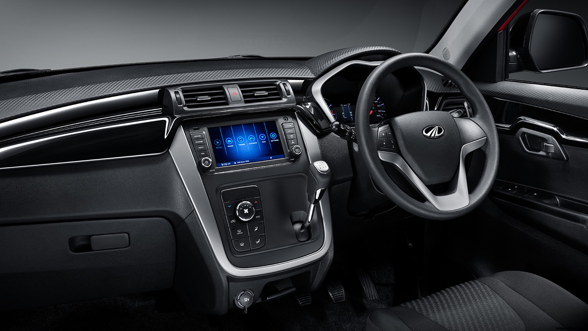 Mahindra KUV 100 NXT 2017 K8 Petrol 6 Str Exterior