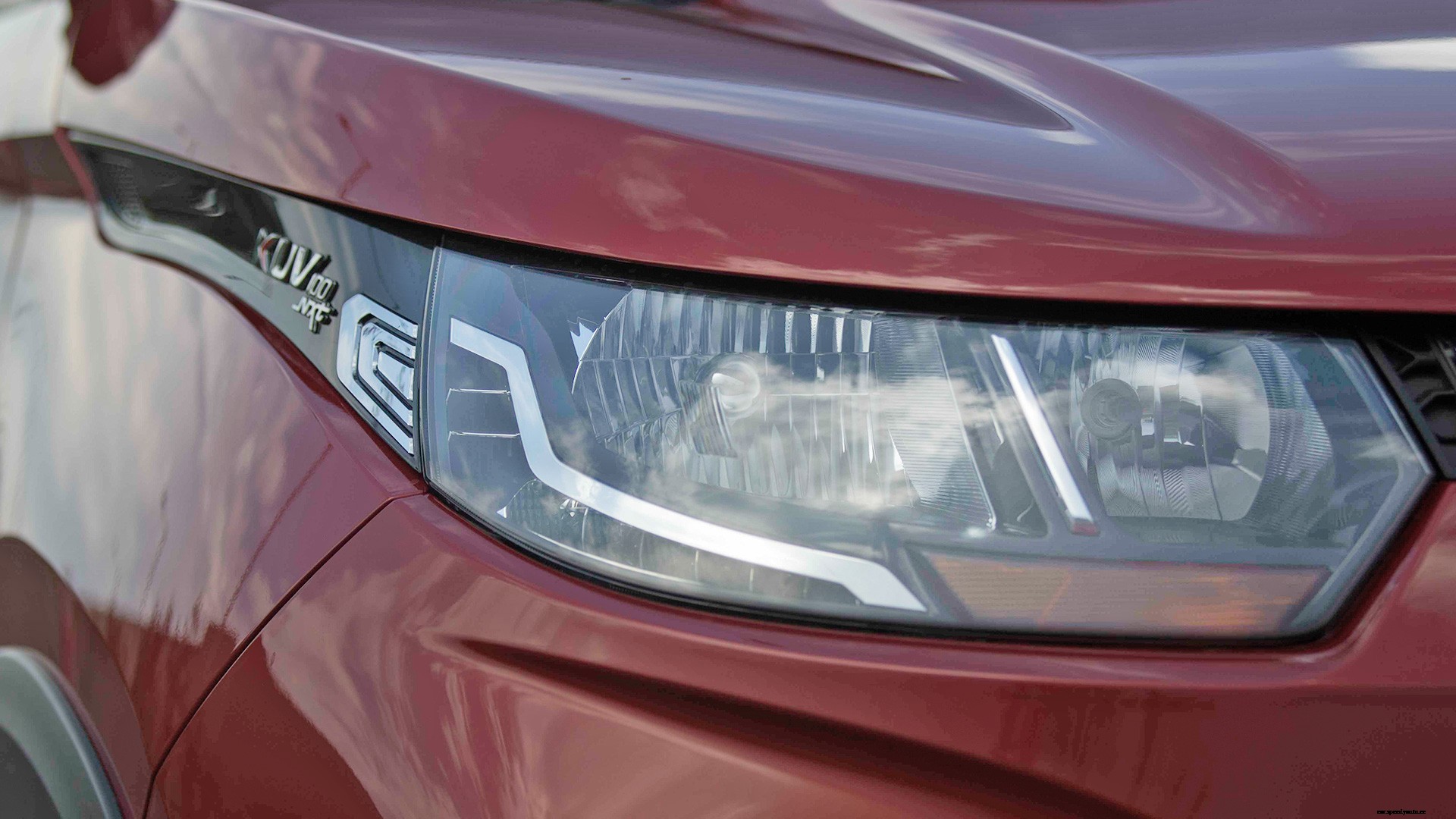 Mahindra KUV 100 NXT 2017 K8 Petrol 6 Str Exterior