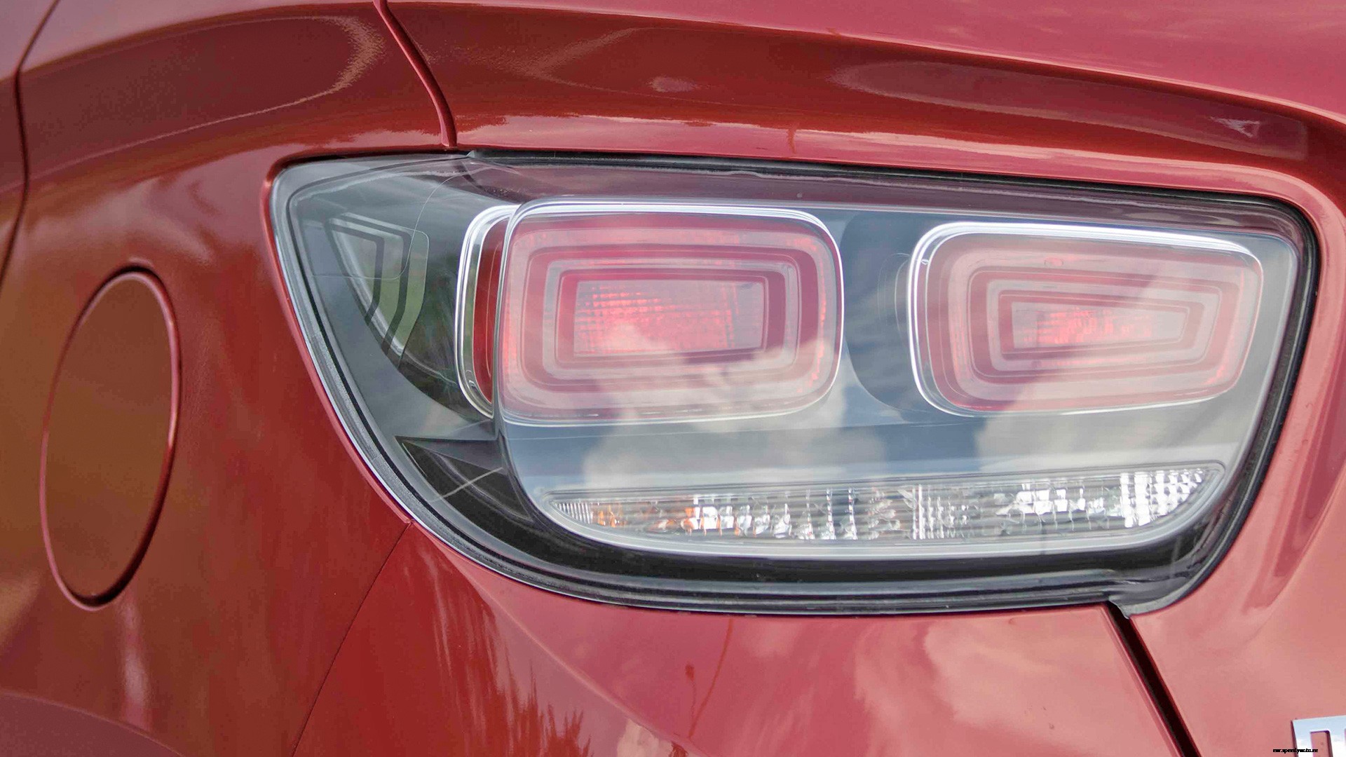 Mahindra KUV 100 NXT 2017 K8 Petrol 6 Str Exterior