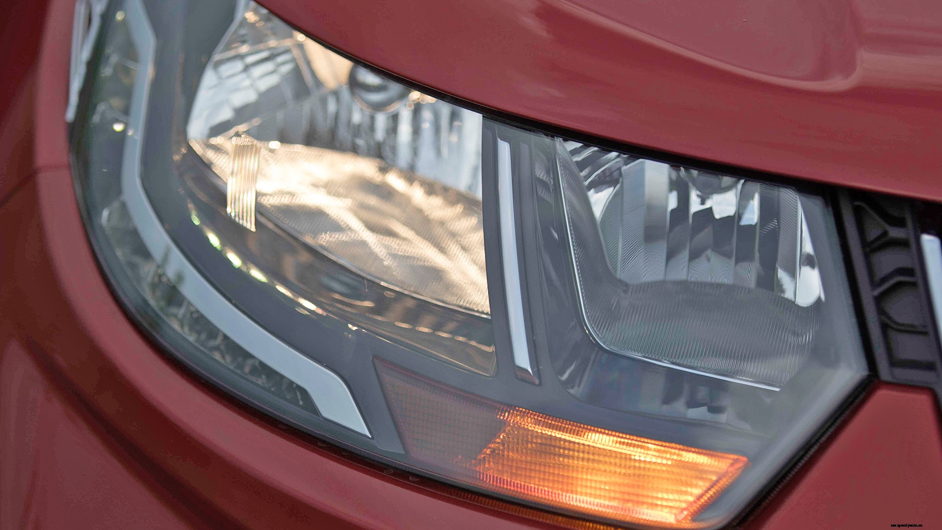 Mahindra KUV 100 NXT 2017 K8 Petrol 6 Str Exterior