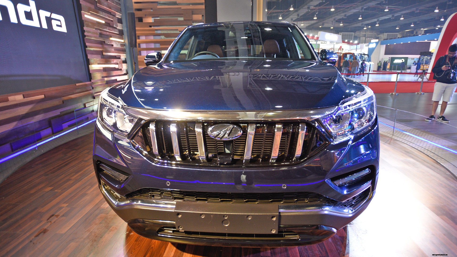 Mahindra Rexton G4 2018 STD  Exterior