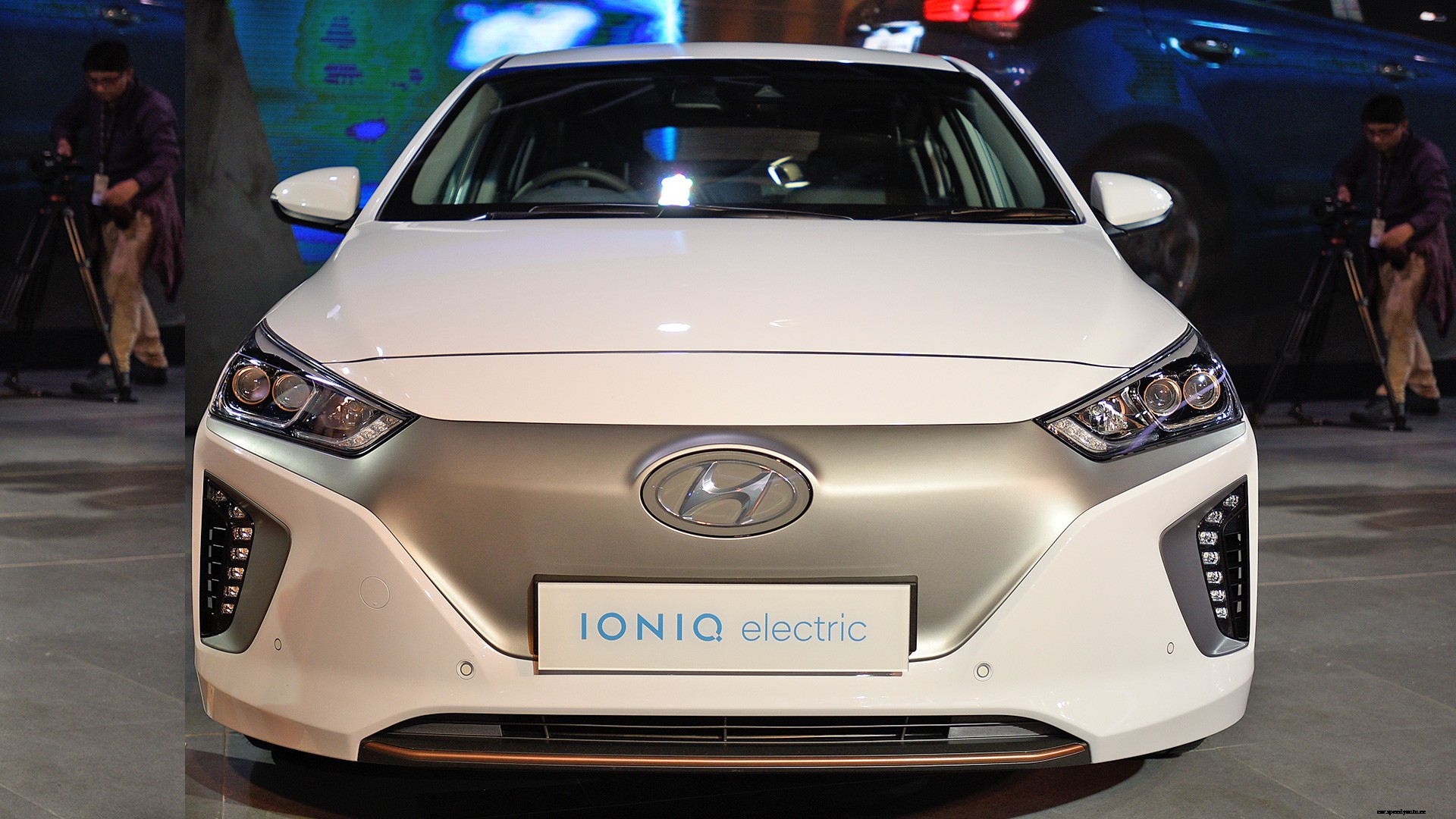 Hyundai Ioniq 2018 STD Exterior