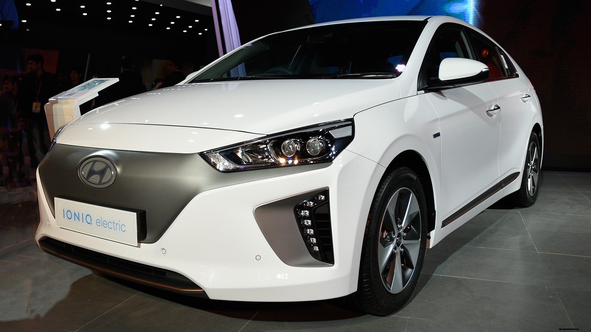 Hyundai Ioniq 2018 STD Exterior