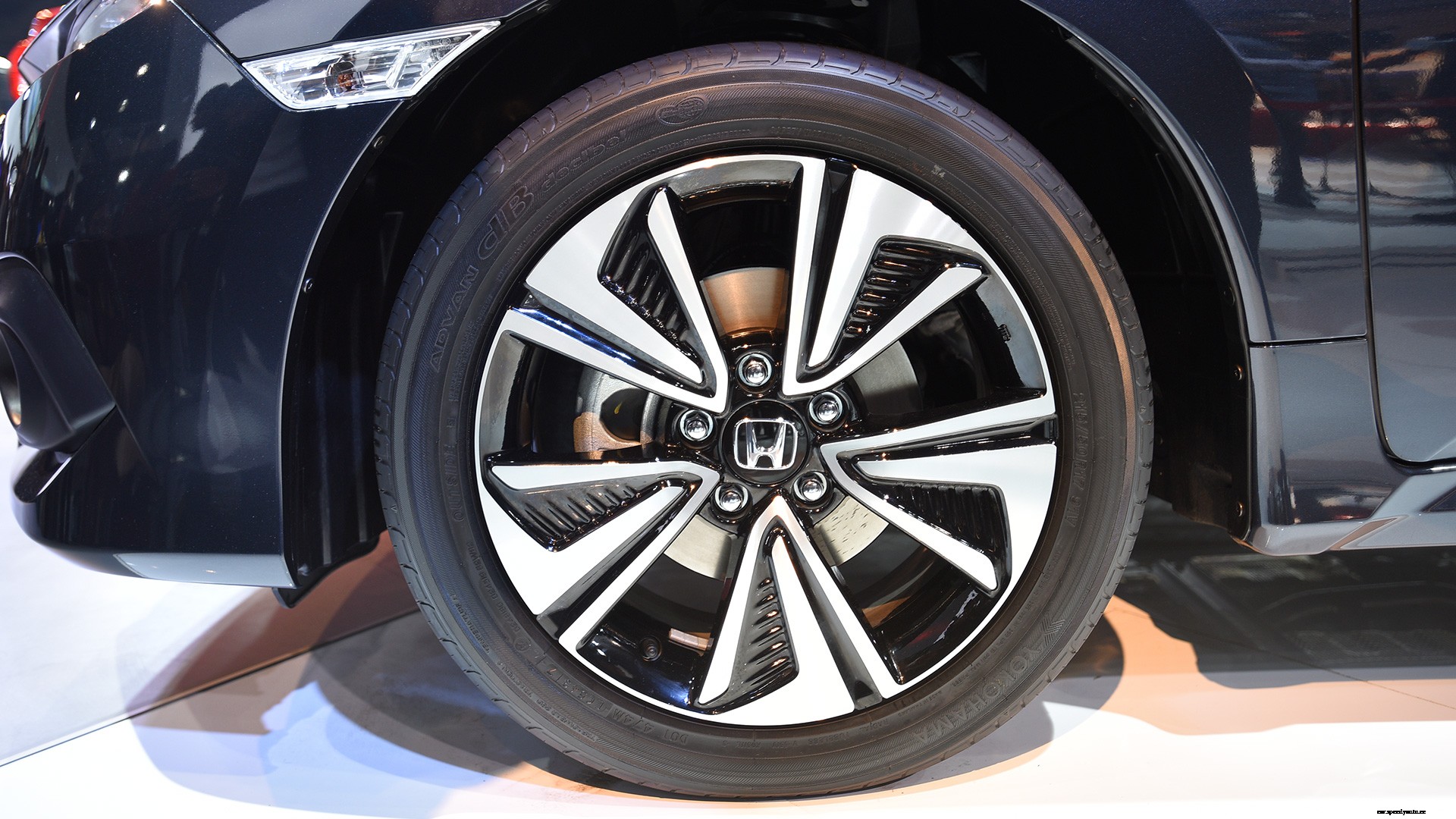 Honda Civic 2018 STD Exterior