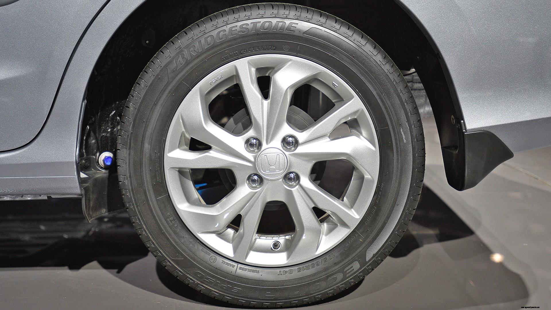 Honda Amaze 2018 Diesel STD Exterior