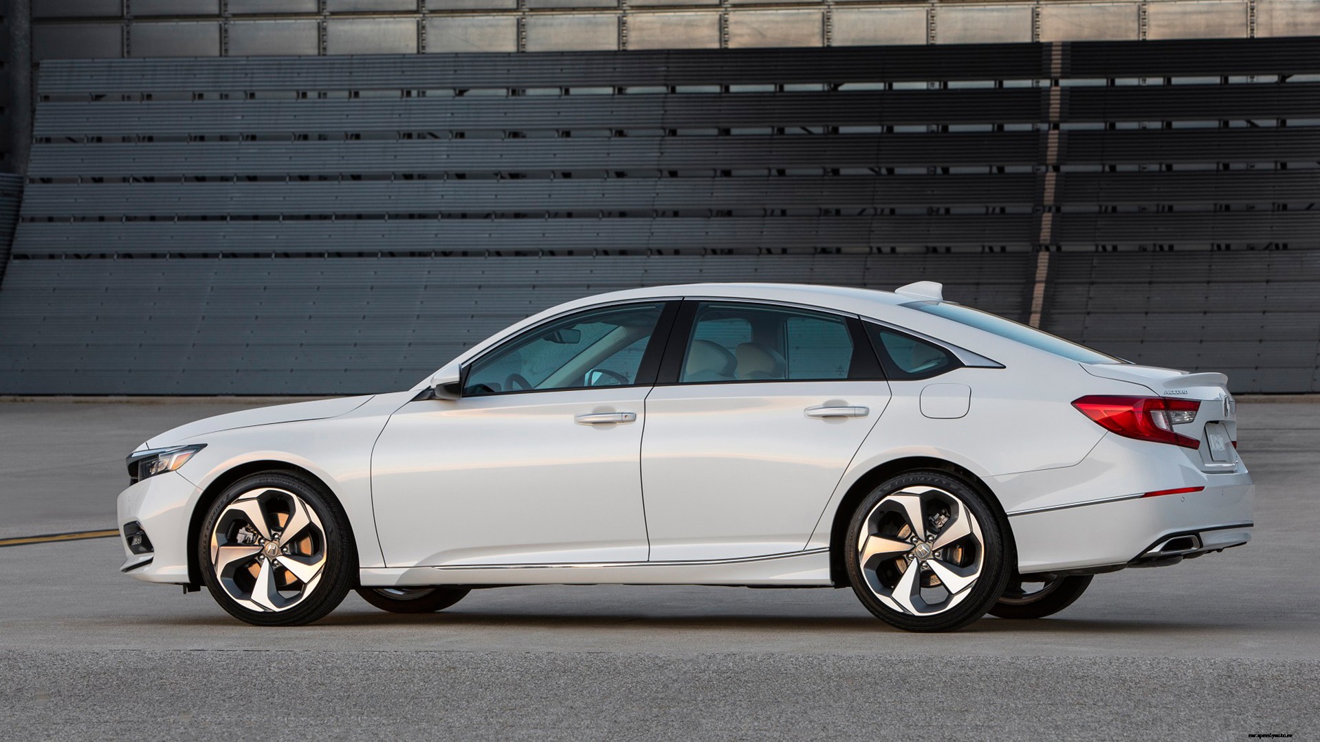 Honda Accord Hybrid 2018 STD Exterior