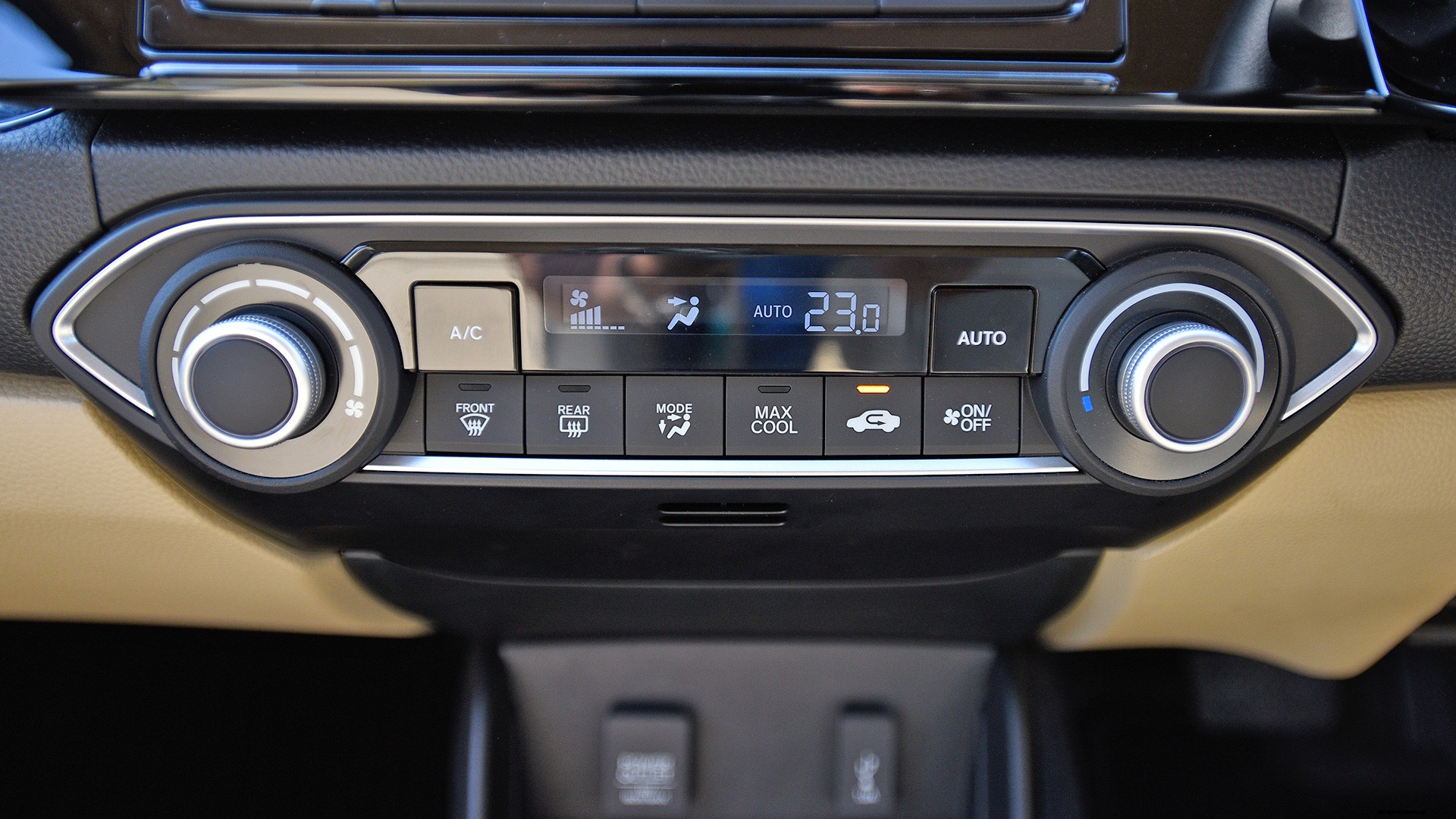 Honda Amaze 2018 V CVT Interior