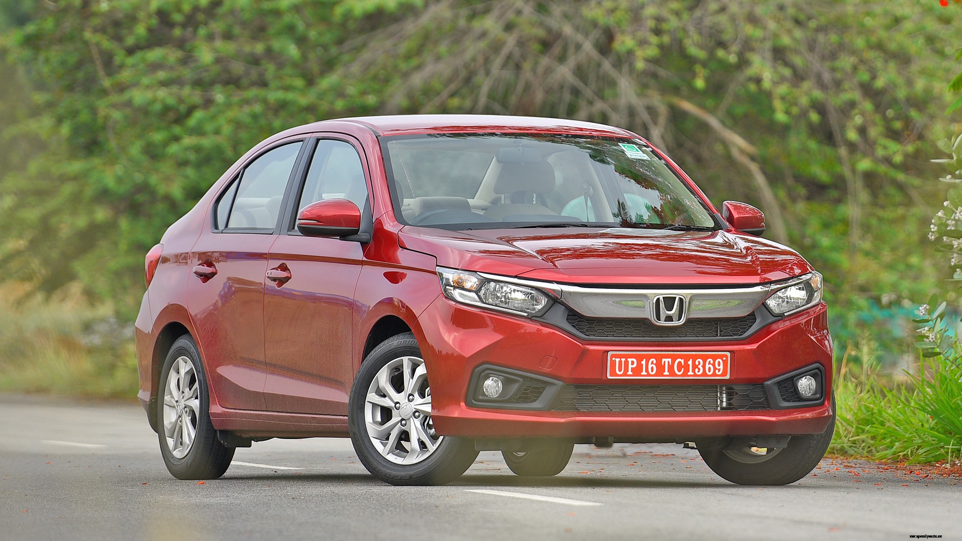 Honda Amaze 2018 V CVT Exterior