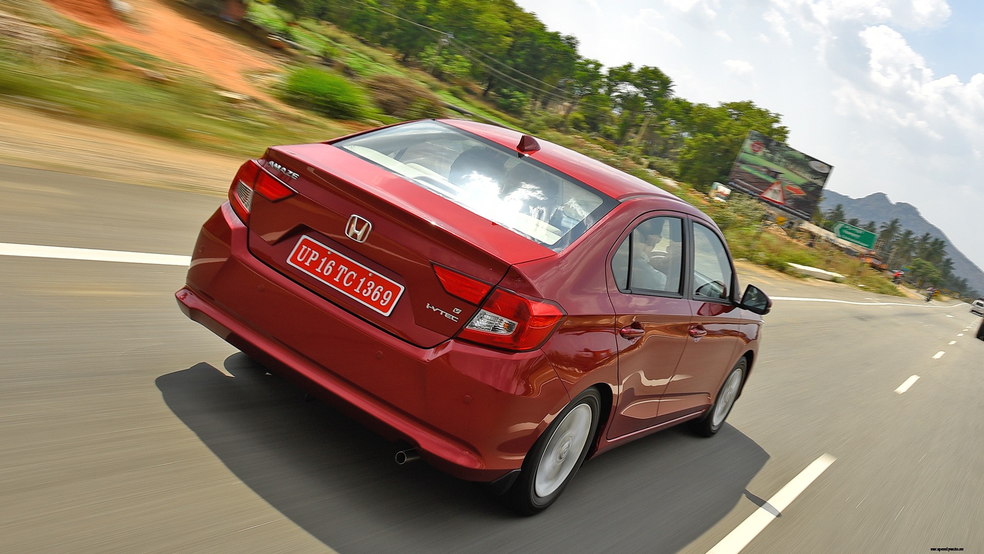 Honda Amaze 2018 V CVT Exterior