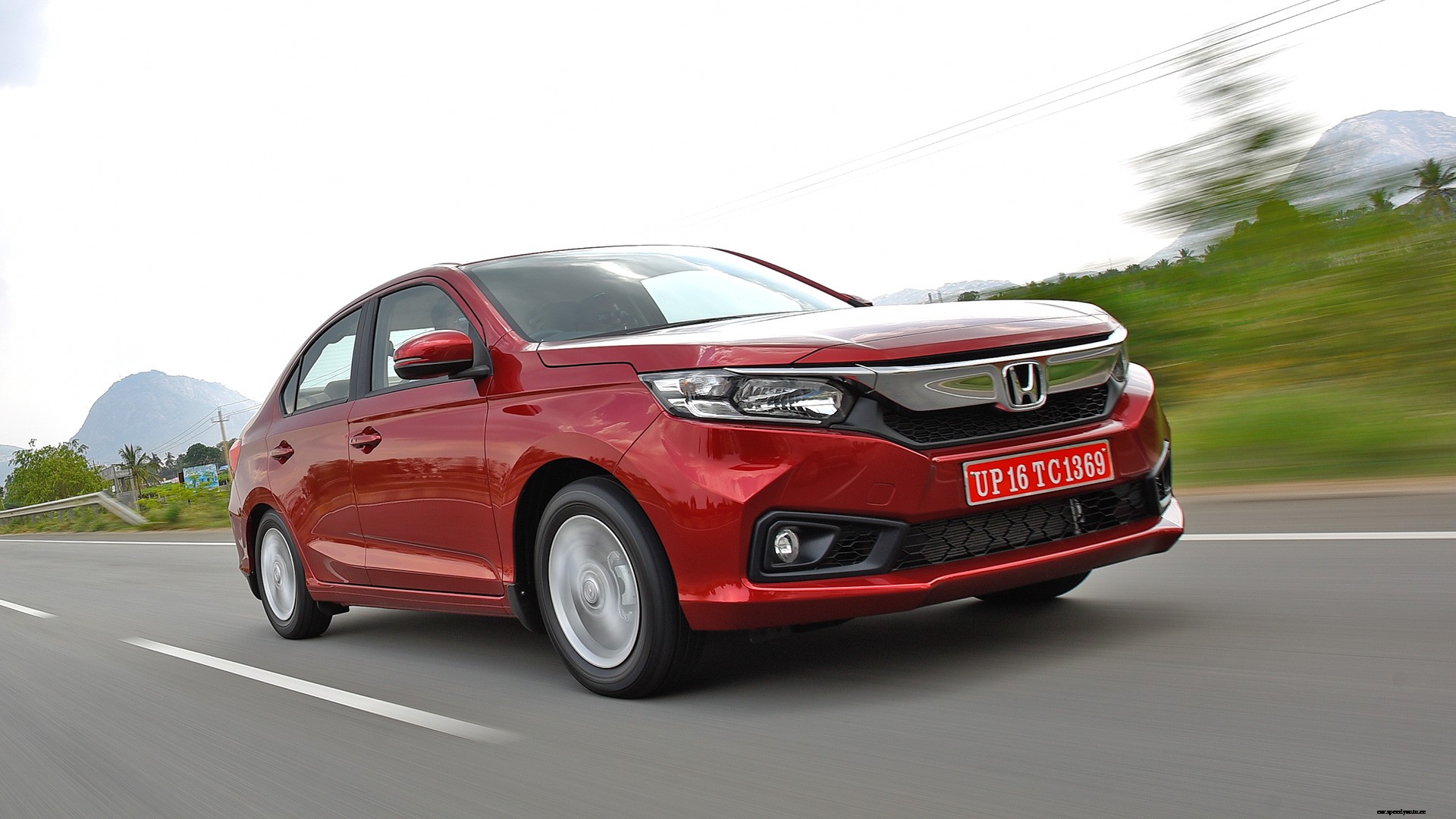 Honda Amaze 2018 V CVT Exterior