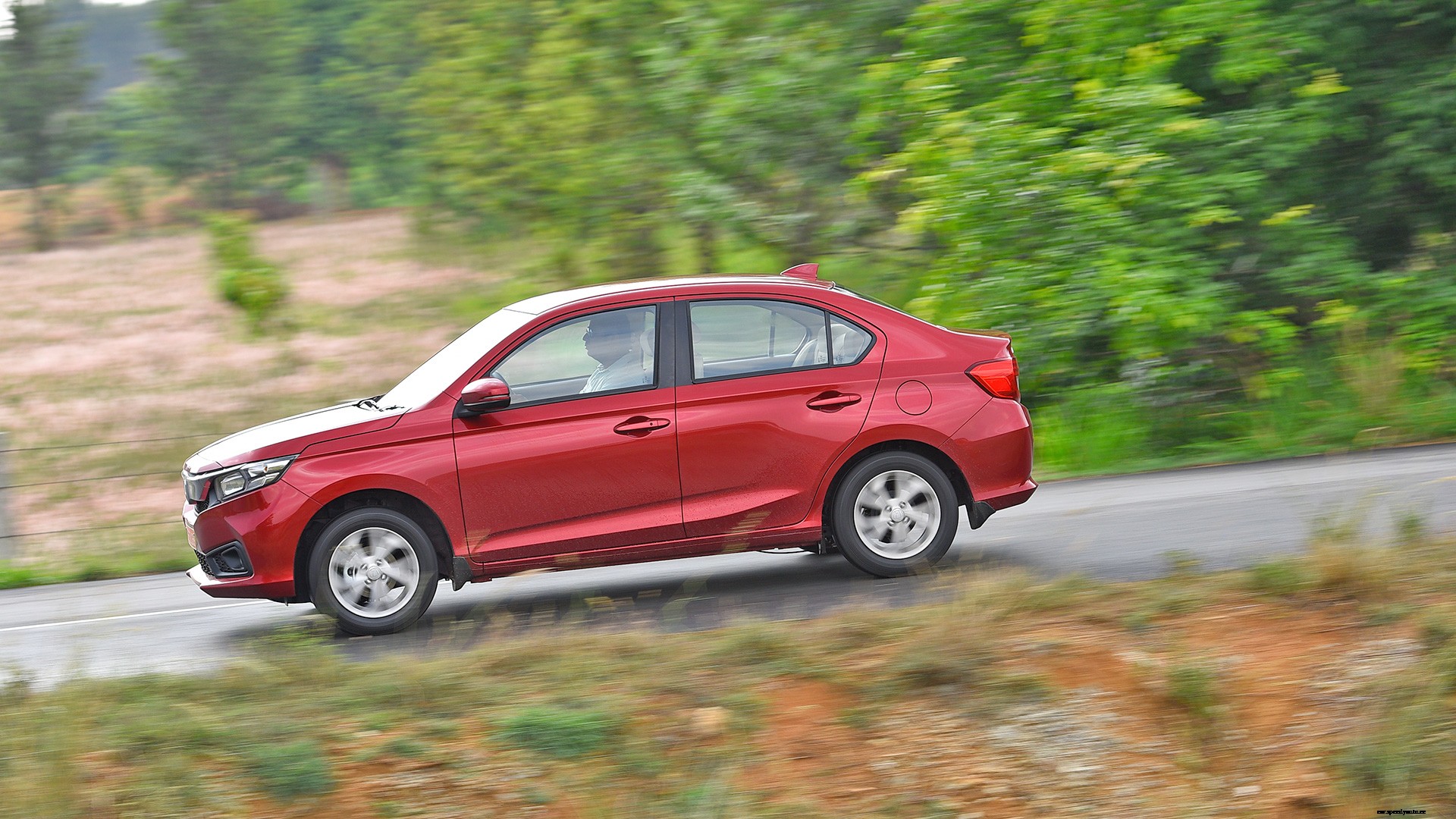 Honda Amaze 2018 V CVT Exterior