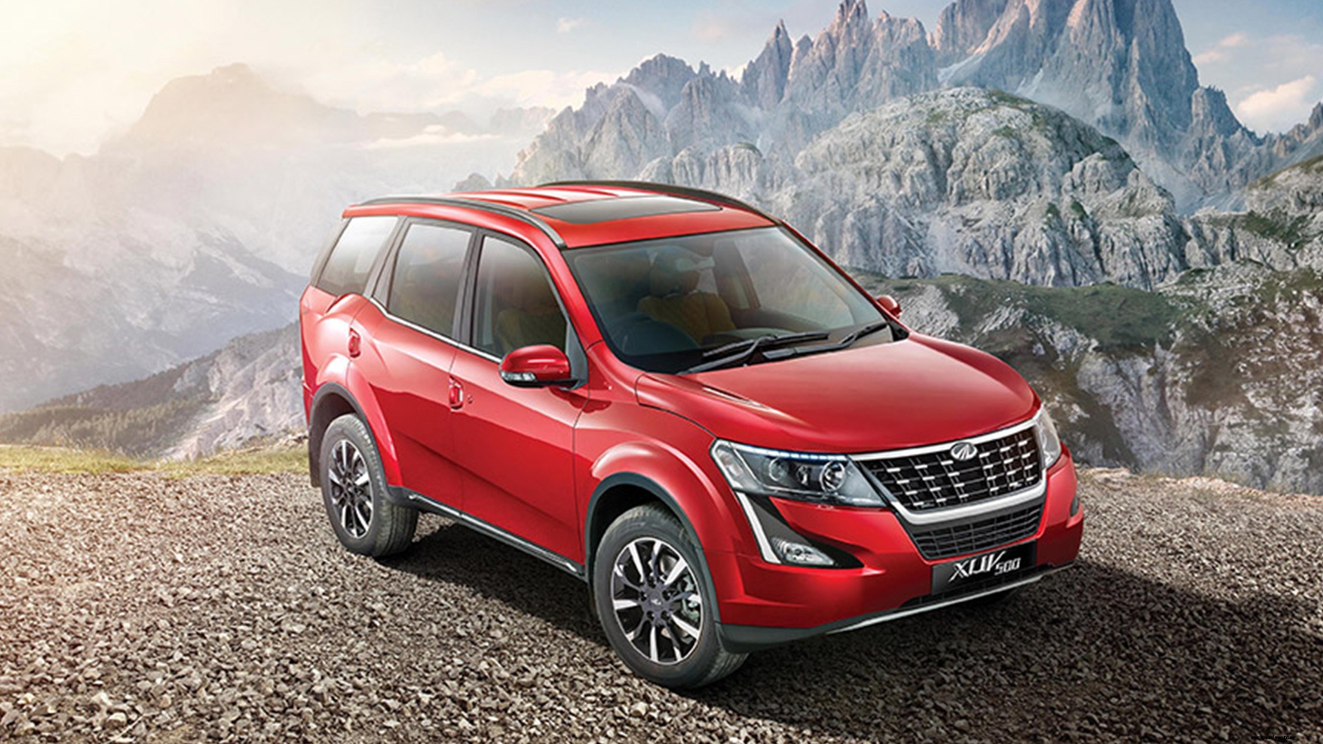 Mahindra XUV 500 2018 W9 AT Exterior