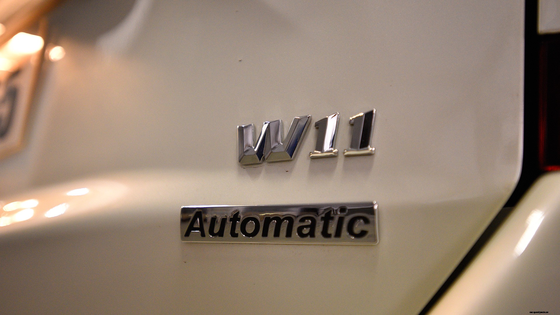 Mahindra XUV 500 2018 W9 AT Exterior