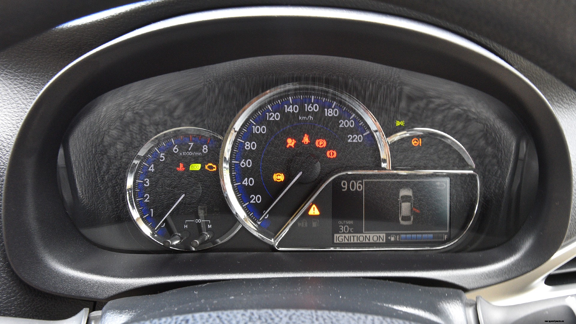 Toyota Yaris 2018 VX CVT Interior