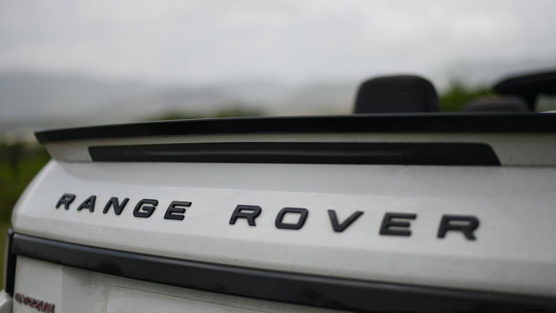 Land Rover Range Rover Evoque Convertible-2018-HSE Dynamic Petrol Exterior