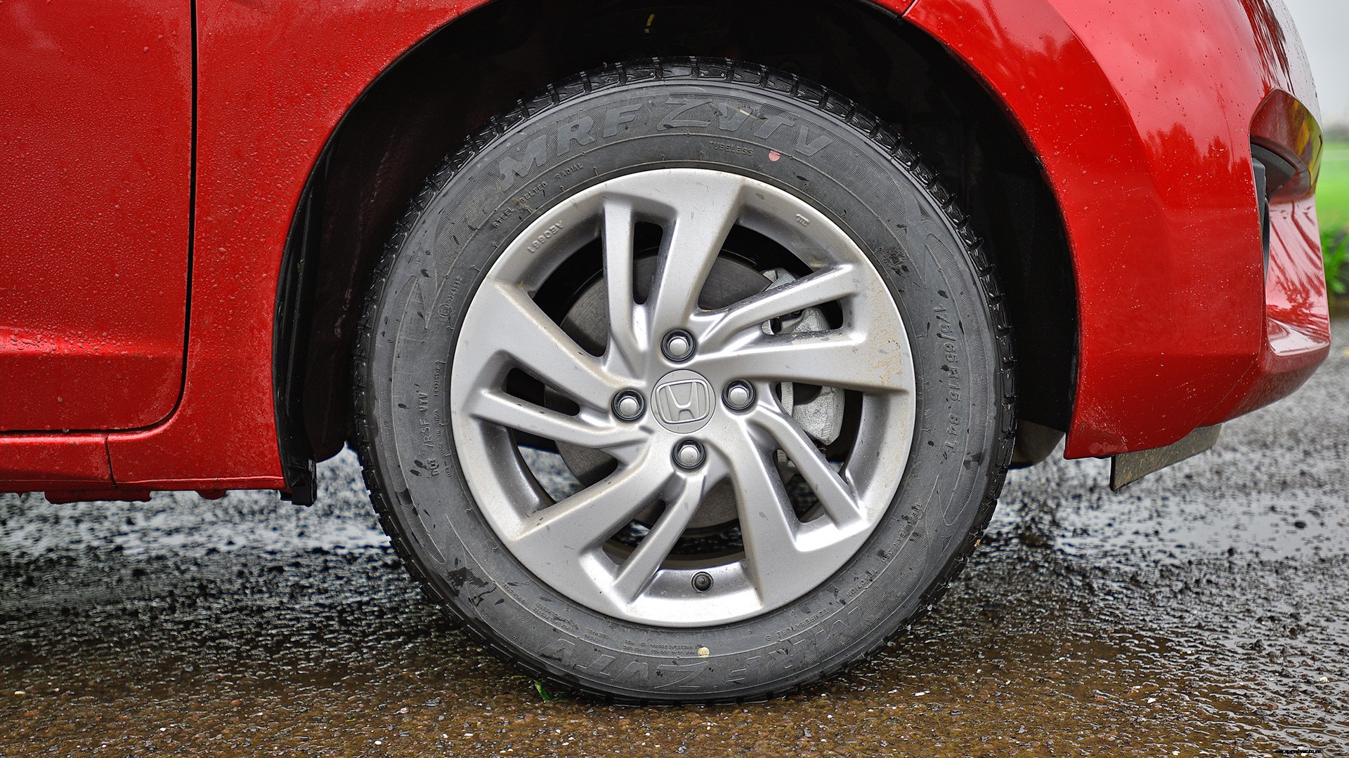 Honda Jazz 2018 Petrol VX Exterior