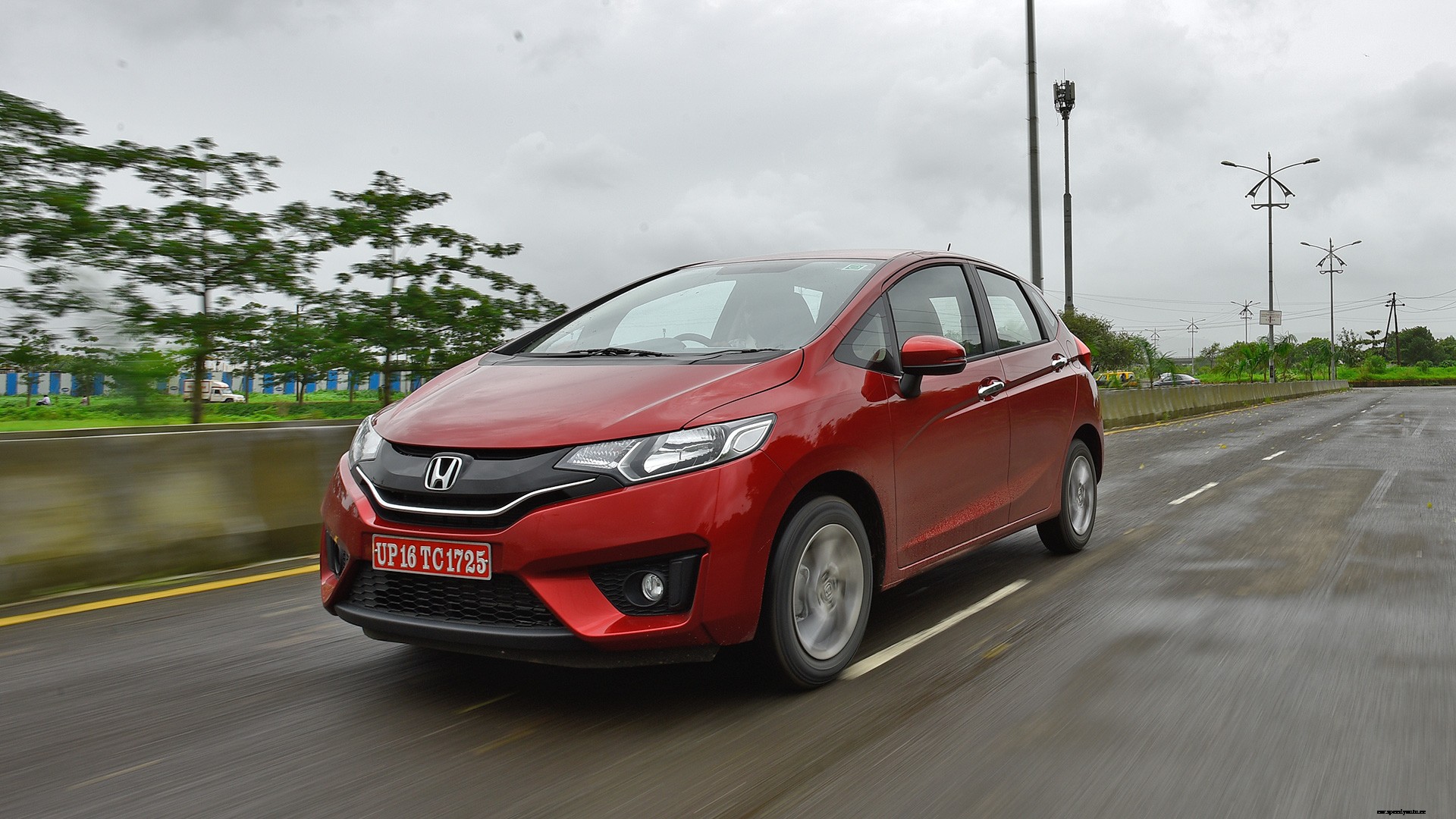 Honda Jazz 2018 Petrol VX Exterior