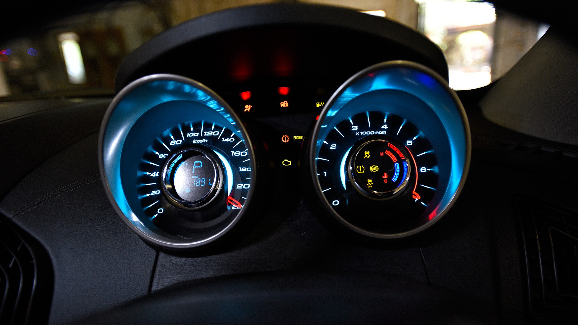 Mahindra XUV 500 2018 W9 AT Interior