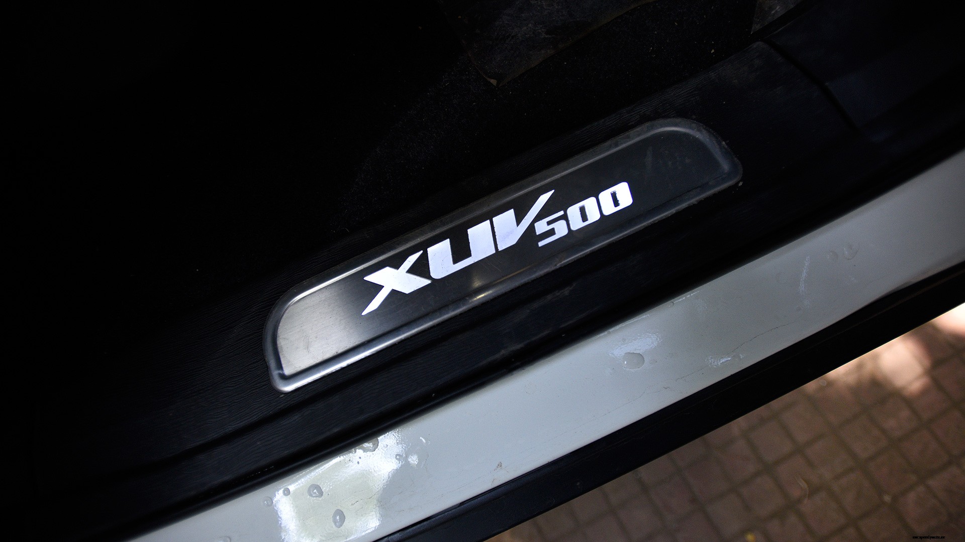 Mahindra XUV 500 2018 W9 AT Interior