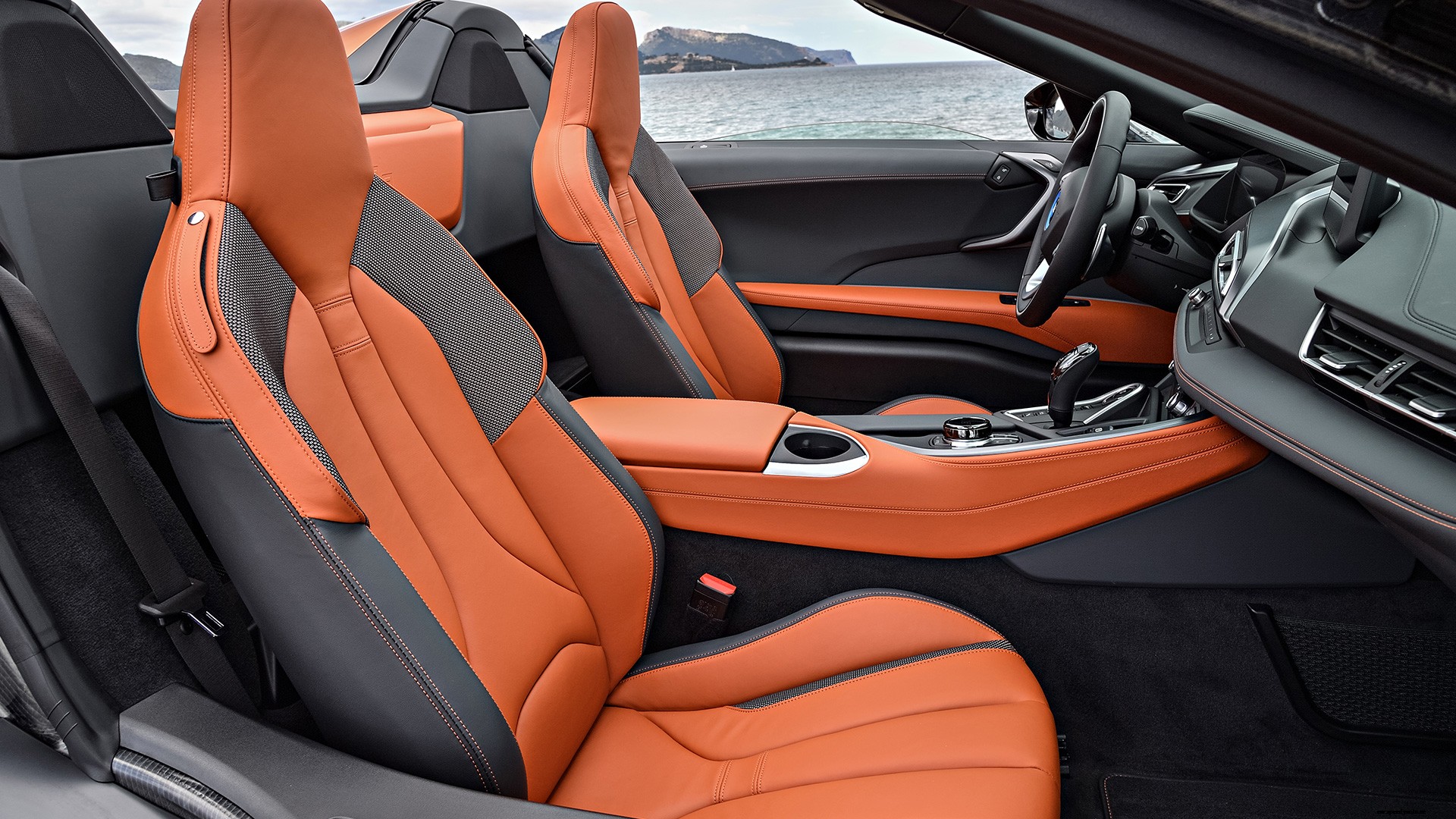 BMW i8 2018 Roadster Interior