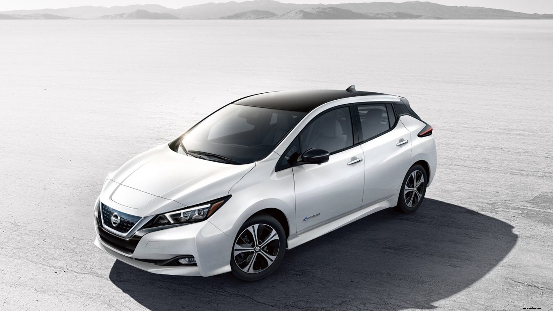 Nissan Leaf 2018 STD Exterior