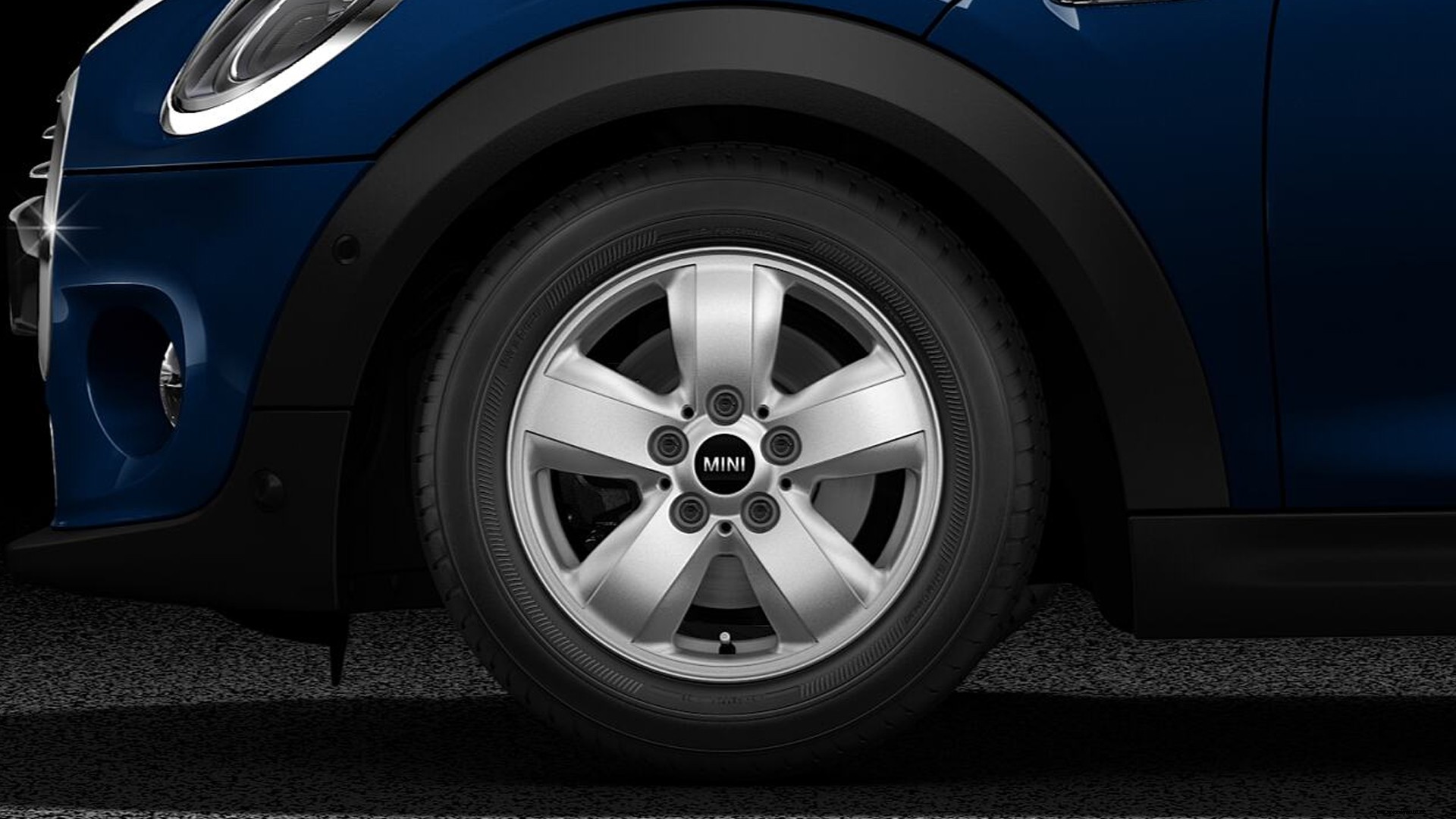 Mini Cooper D 2018 3 door Exterior