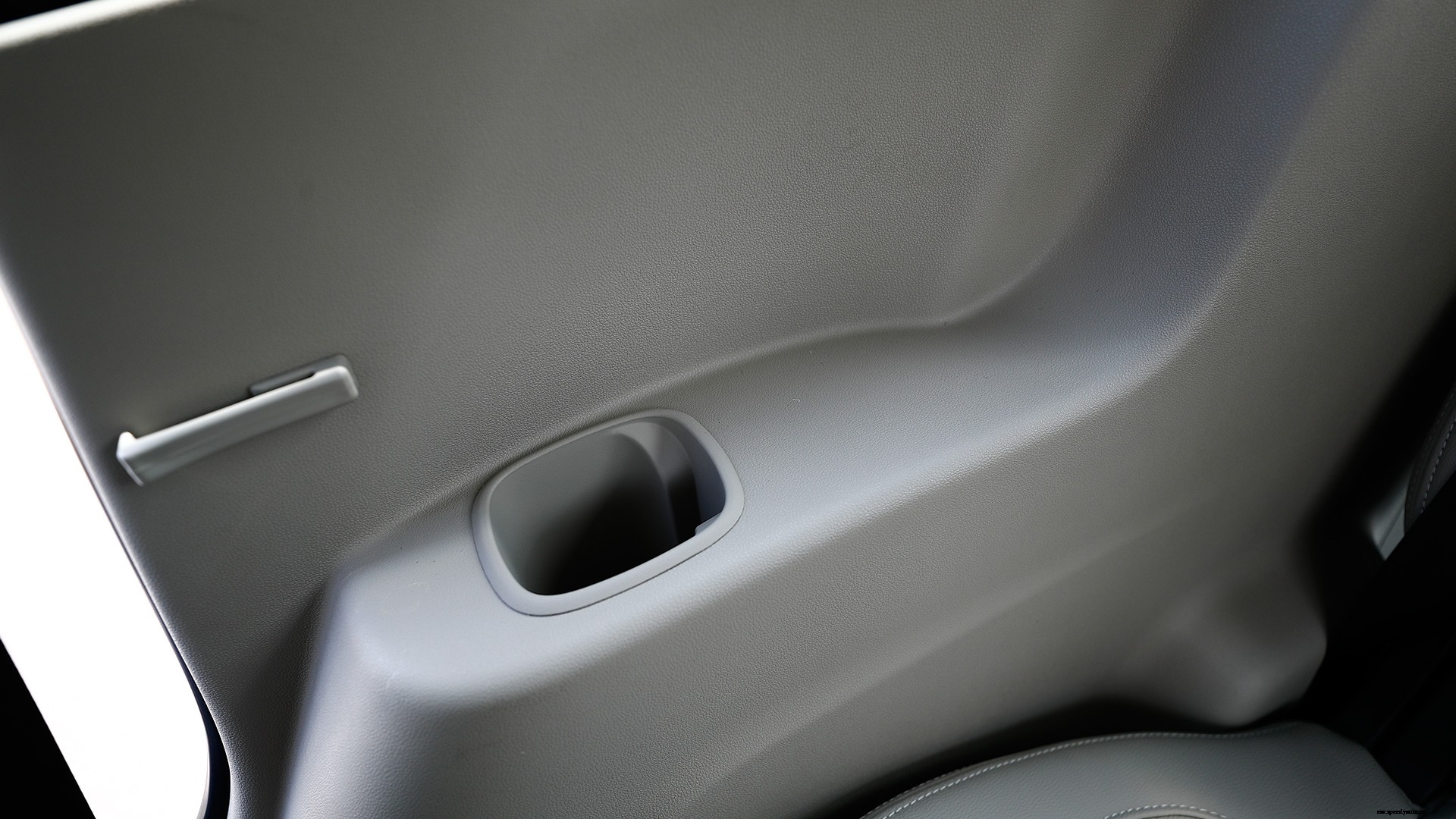 Mahindra Marazzo 2018 M8 Interior