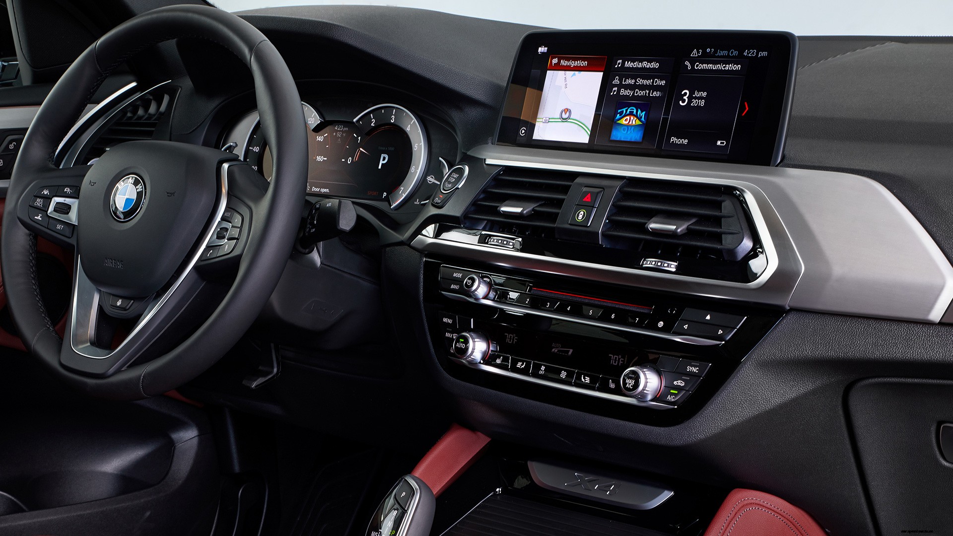 BMW X4 2018 STD Interior