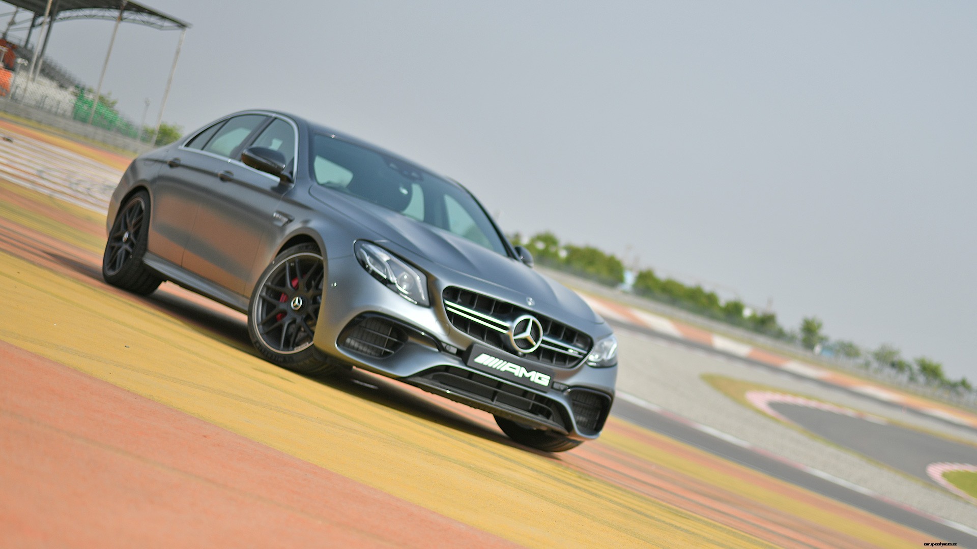 Mercedes benz E63 AMG 2018-S Exterior