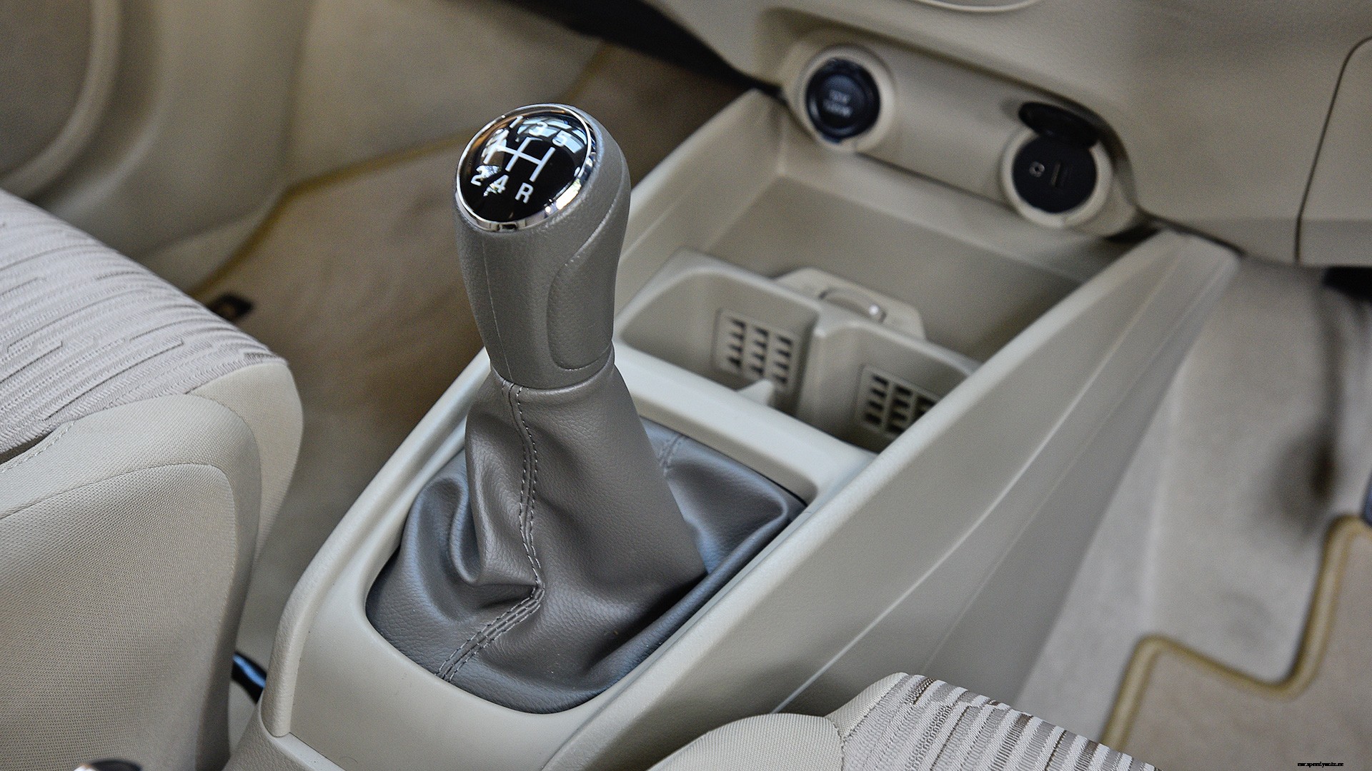 Maruti Suzuki Ertiga 2019 Zxi Plus Interior