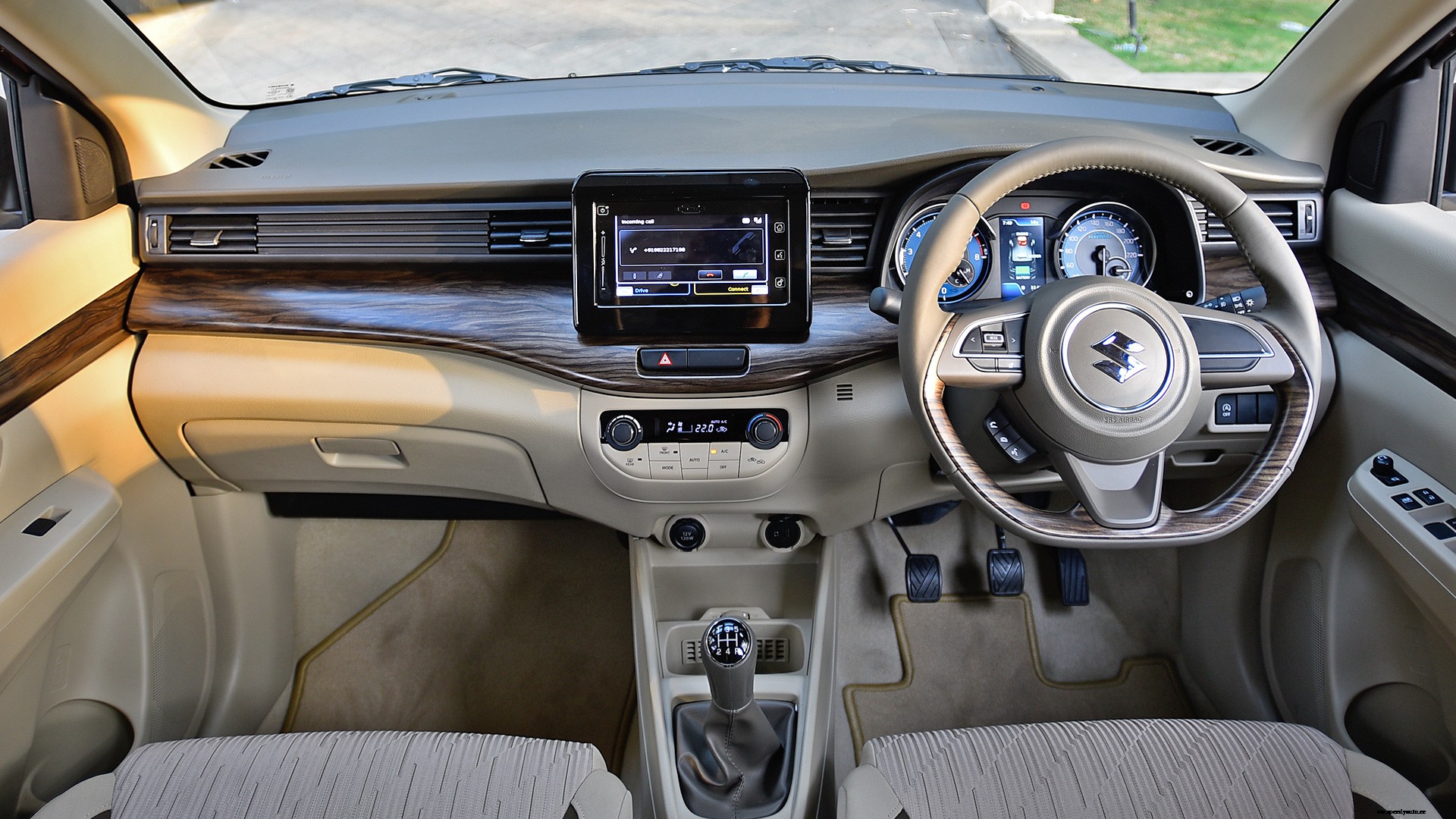 Maruti Suzuki Ertiga 2019 Zxi Plus Exterior