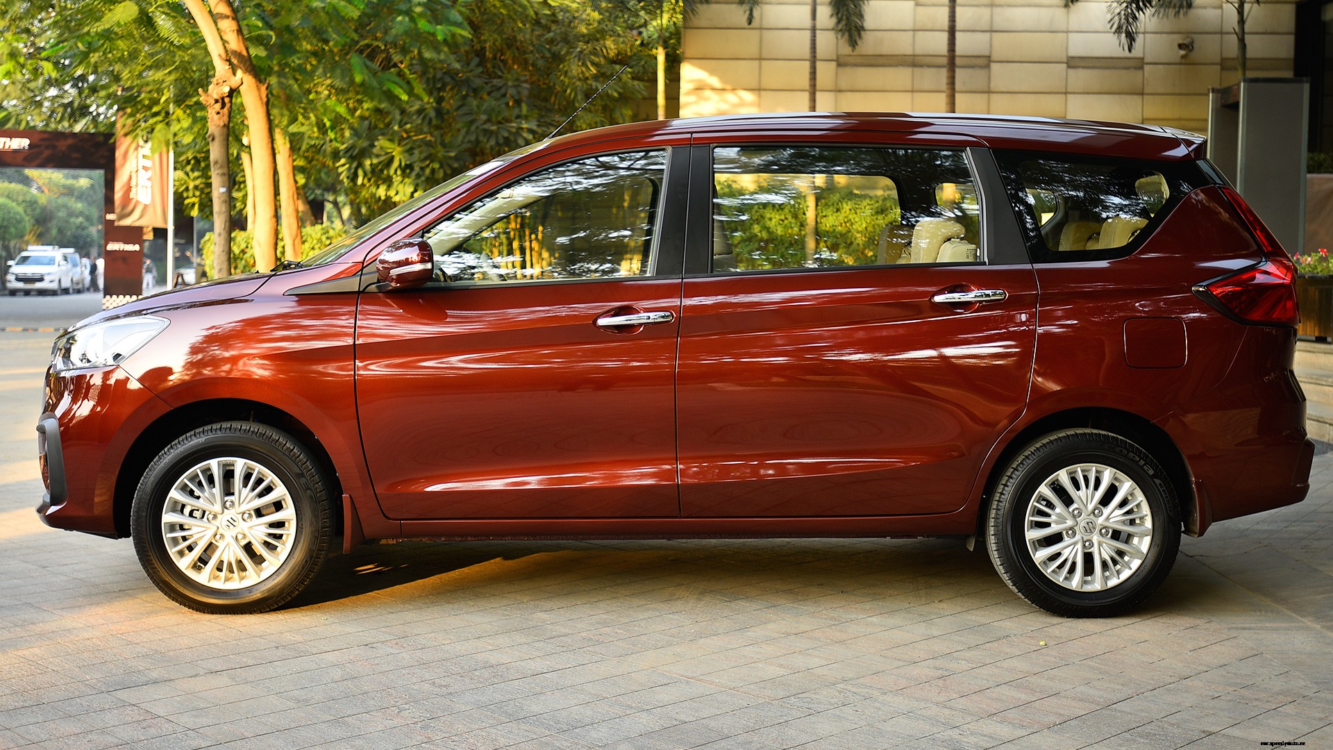 Maruti Suzuki Ertiga 2019 Zxi Plus Exterior