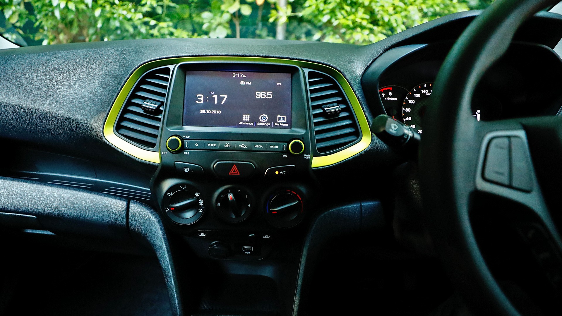 Hyundai Santro 2019 Asta Interior