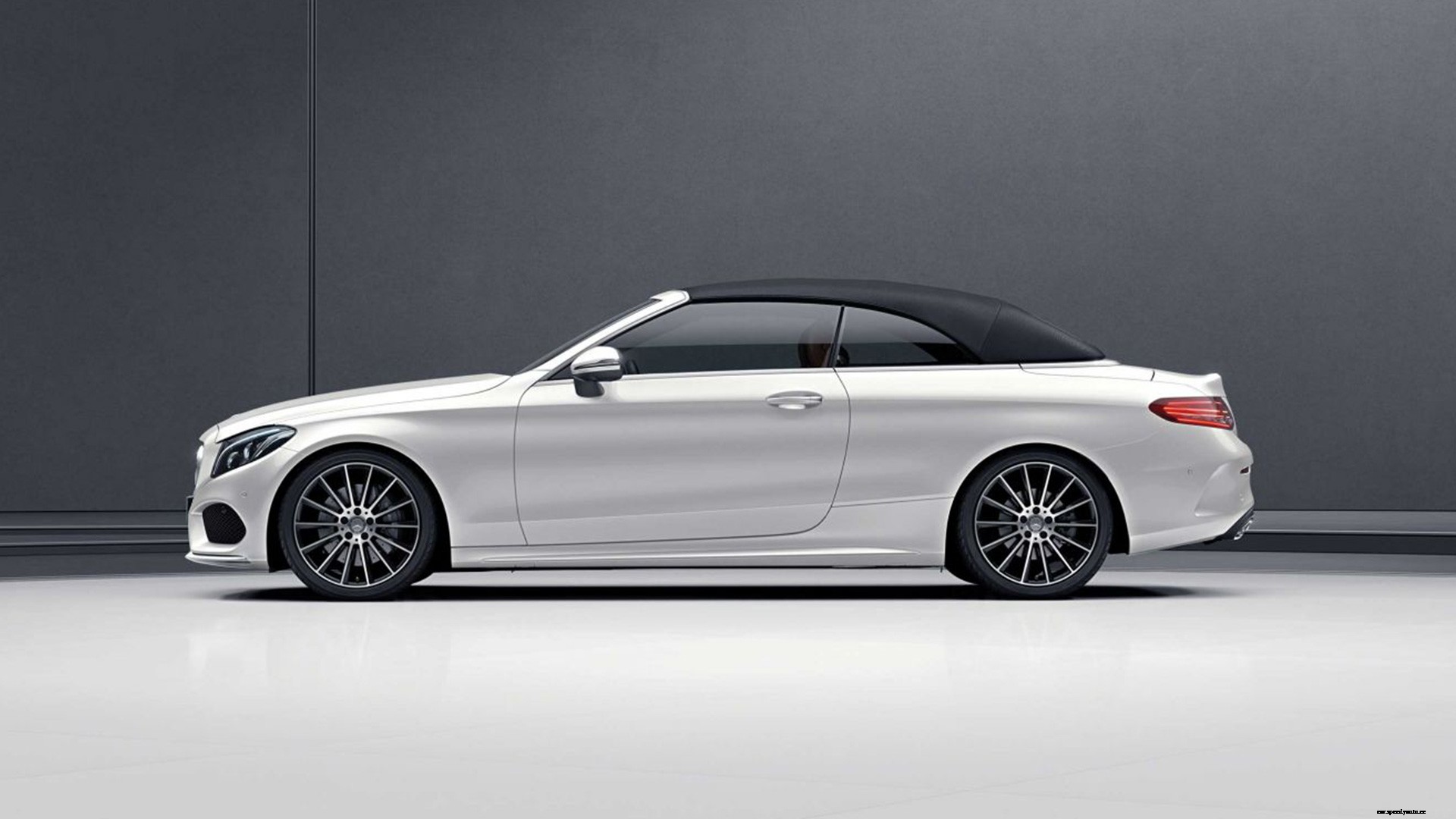 Mercedes Benz C  class 2018 C 300 Cabriolet Exterior