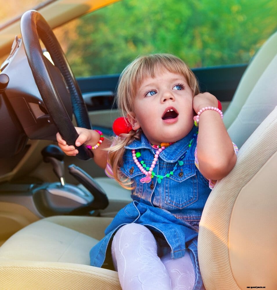 5 Driving Tips to Teach Your Kids BEFORE They Get Their License