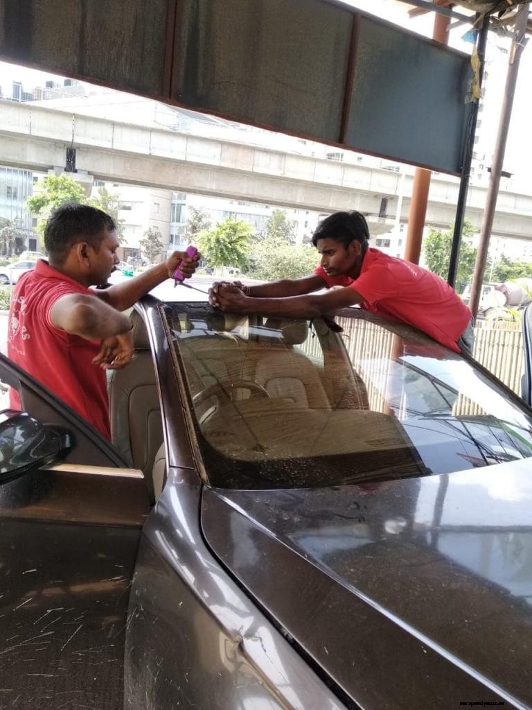 What brands you should avoid for windshield replacement?