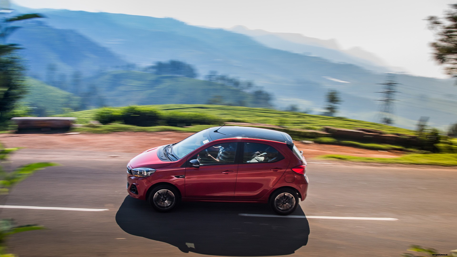 Tata Tiago JTP 2018 Revotron Exterior