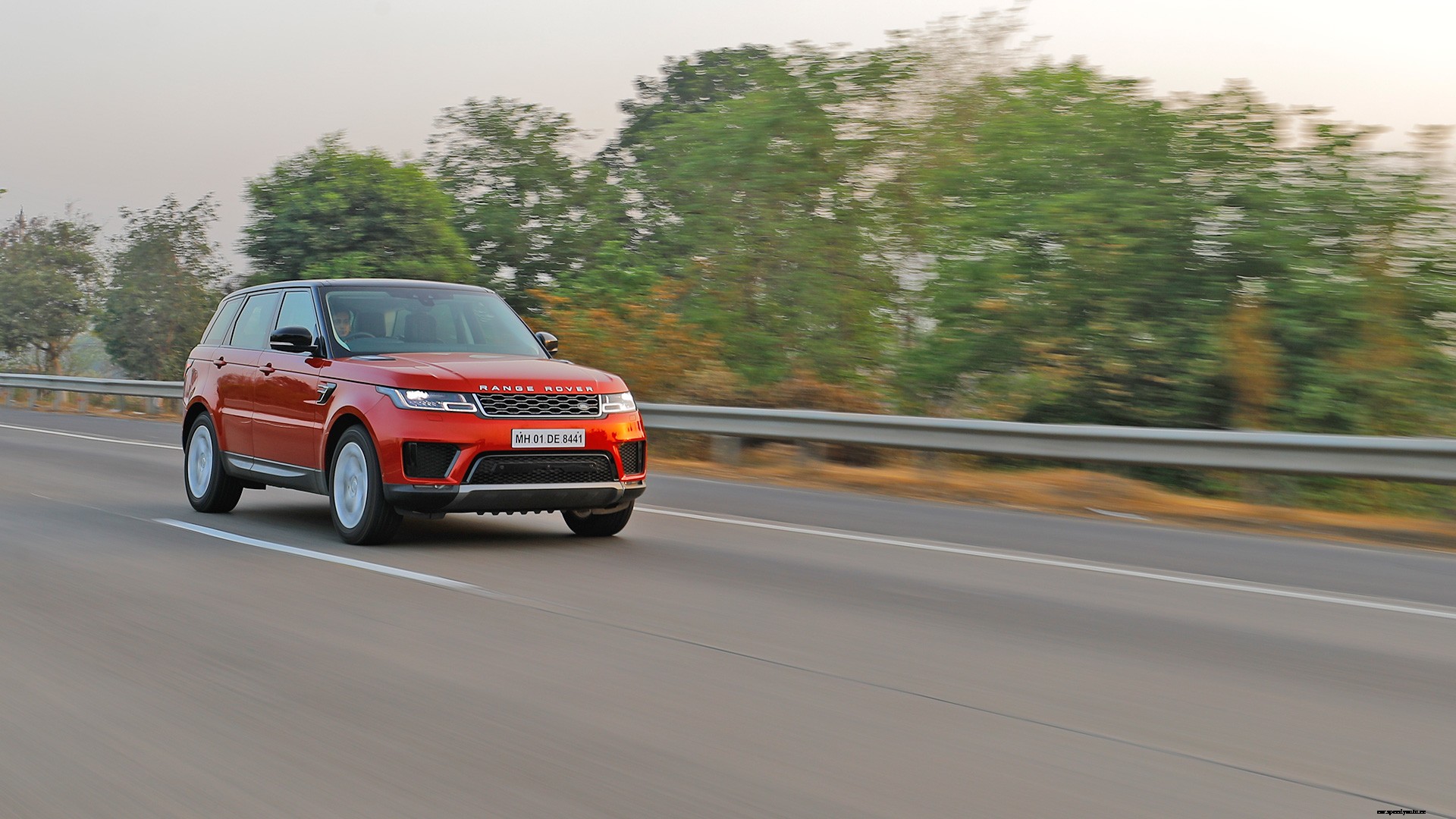 Land Rover Range Rover Sport 2019 2.0 l Petrol HSE Exterior