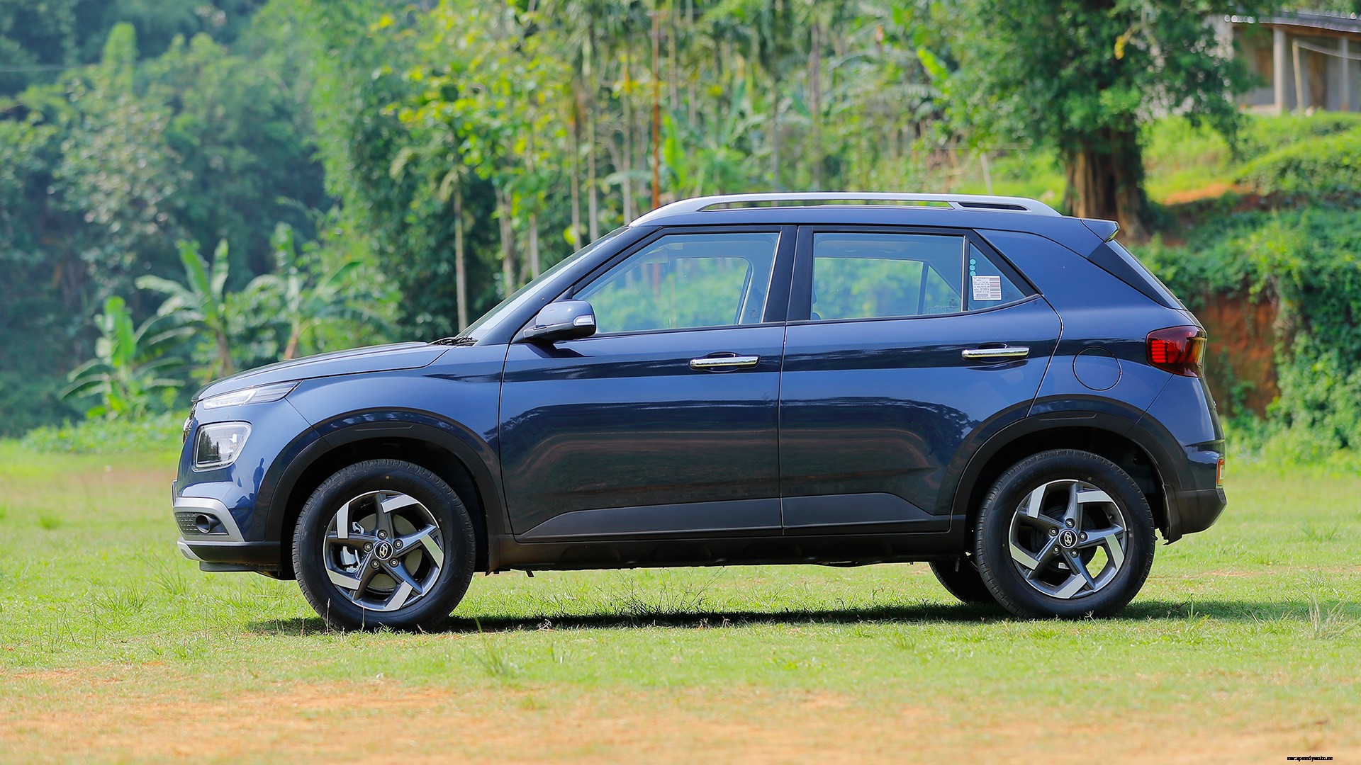 Hyundai Venue 2019 1.4 CRDi MT E Exterior