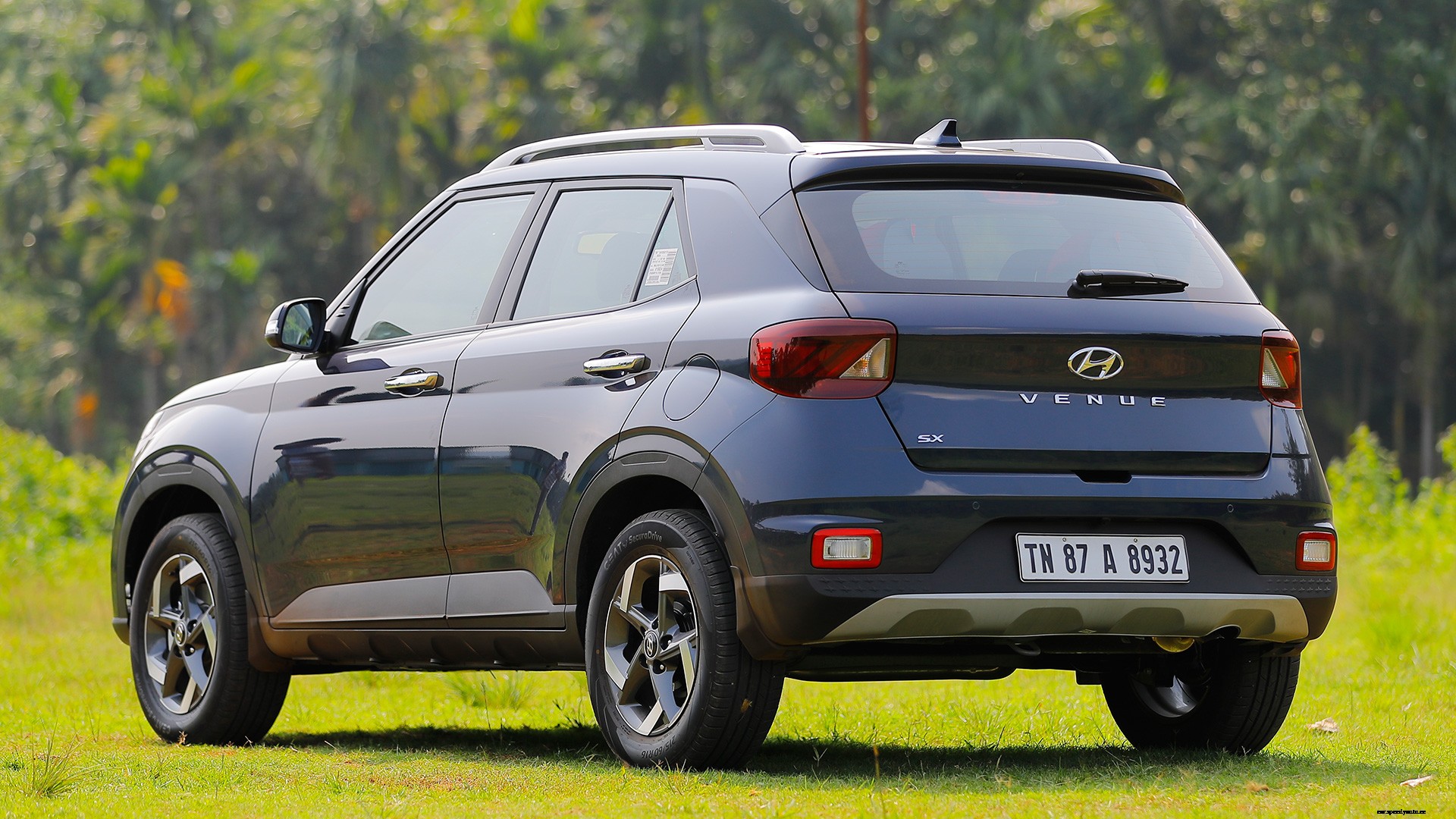 Hyundai Venue 2019 1.4 CRDi MT E Exterior