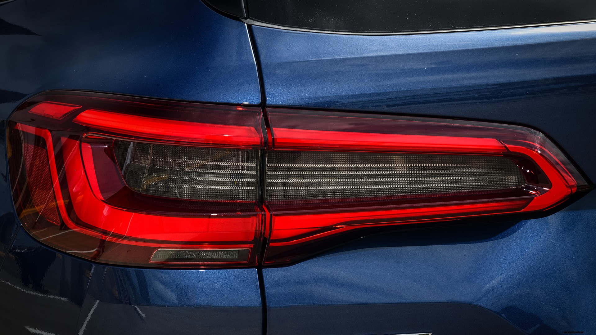 BMW X5 2019 xDrive40i M Sport Exterior