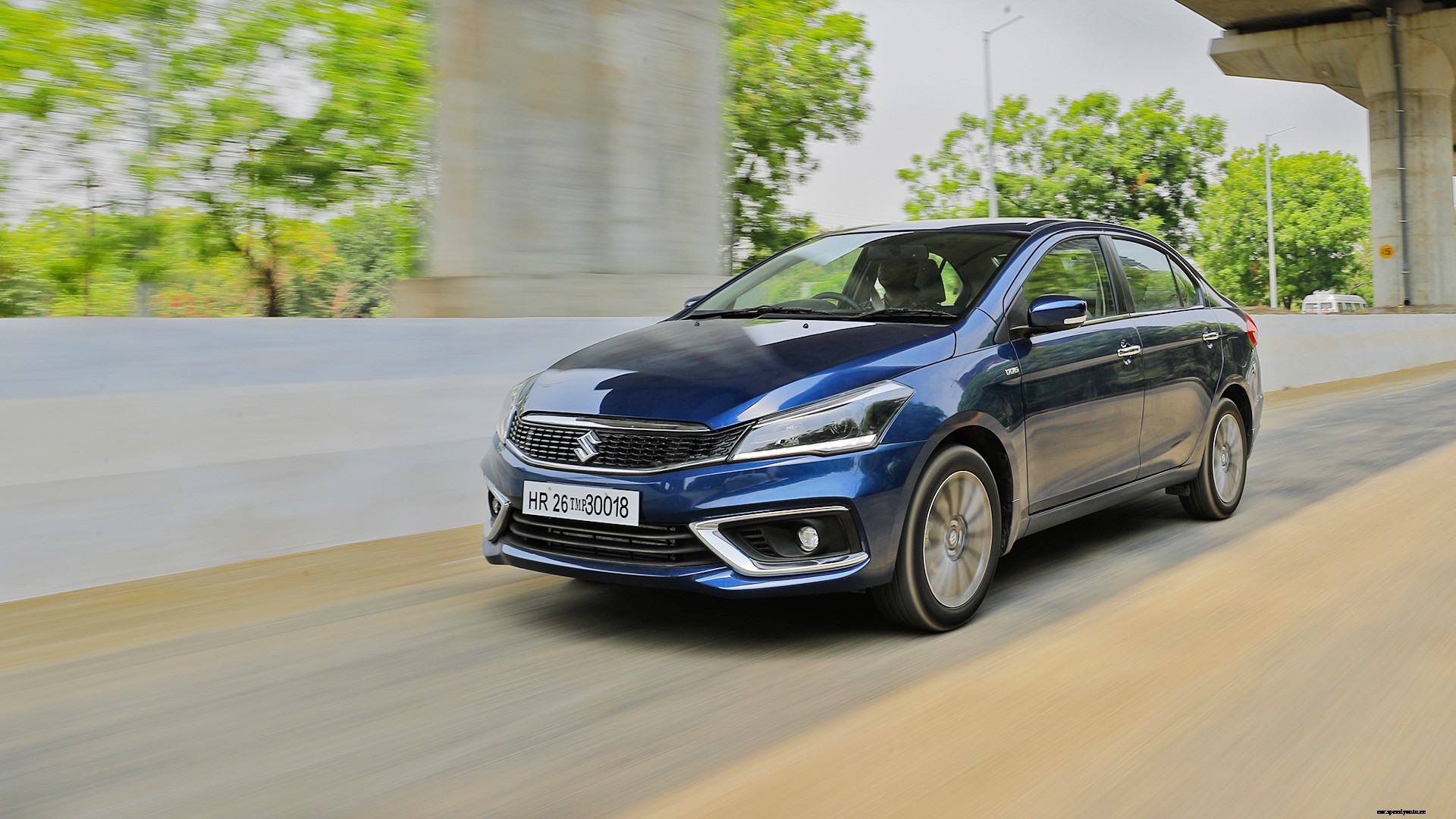 Maruti Suzuki Ciaz 2019 Zeta Petrol AT Exterior