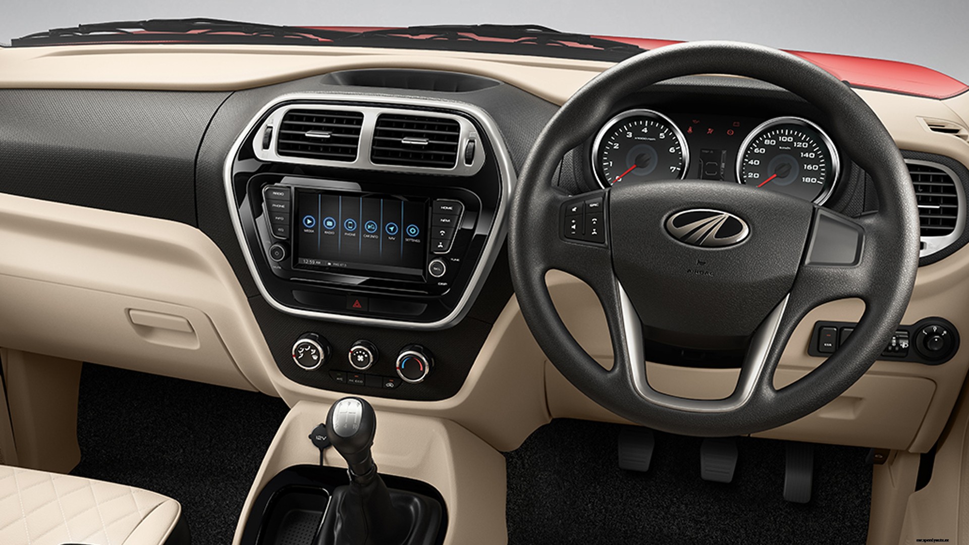 Mahindra TUV300 2019 T10 OPT Dual Tone