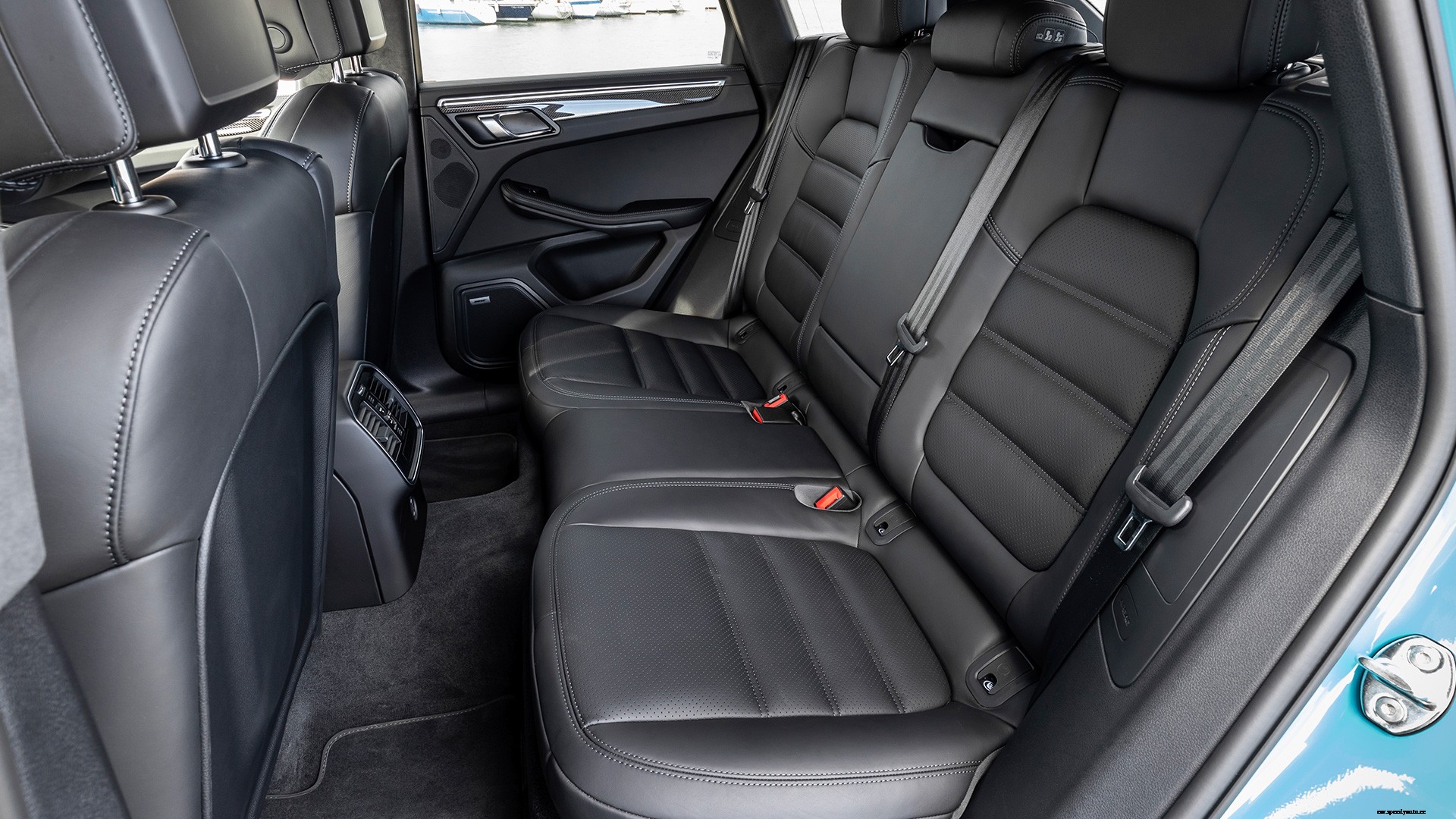 Porsche Macan 2019 S Interior