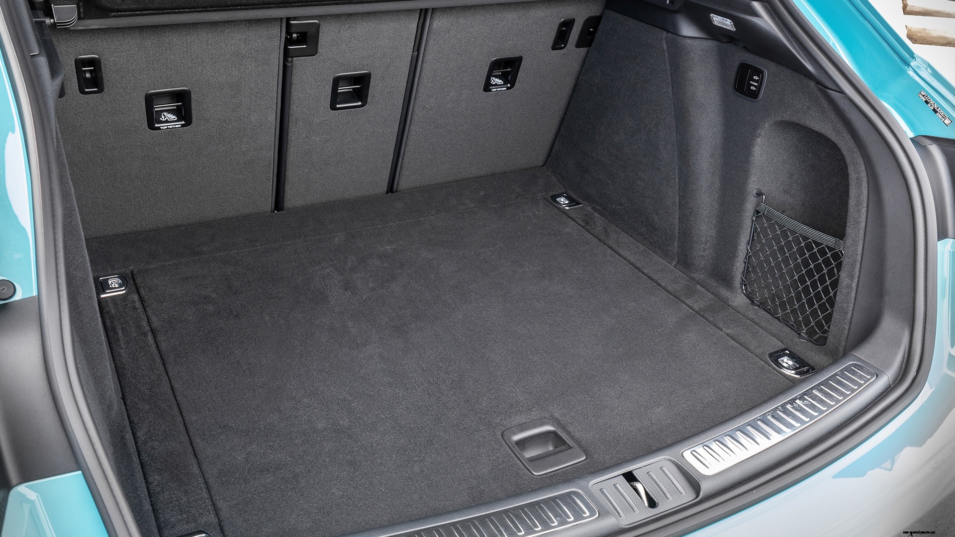 Porsche Macan 2019 S Interior