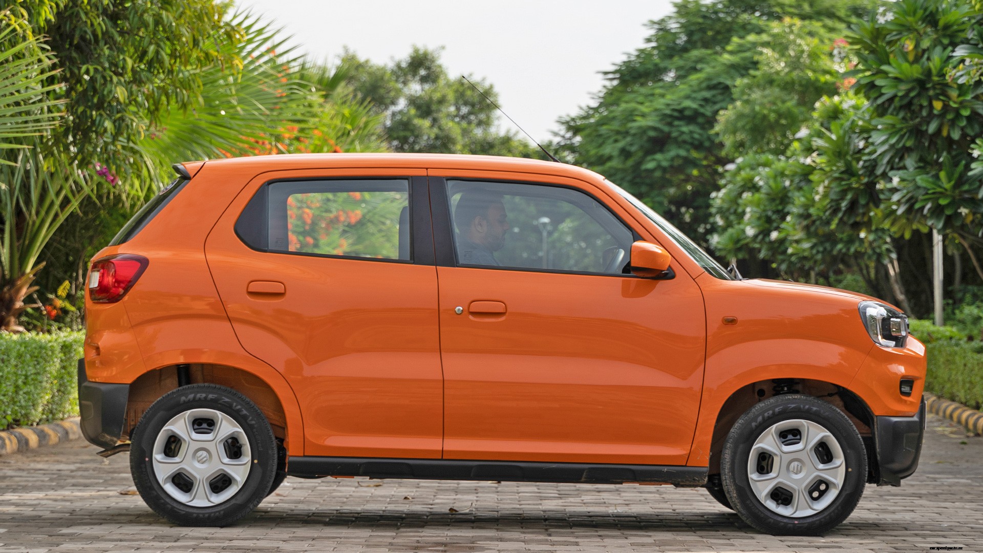 Maruti Suzuki S-Presso 2019 VXi+ Exterior
